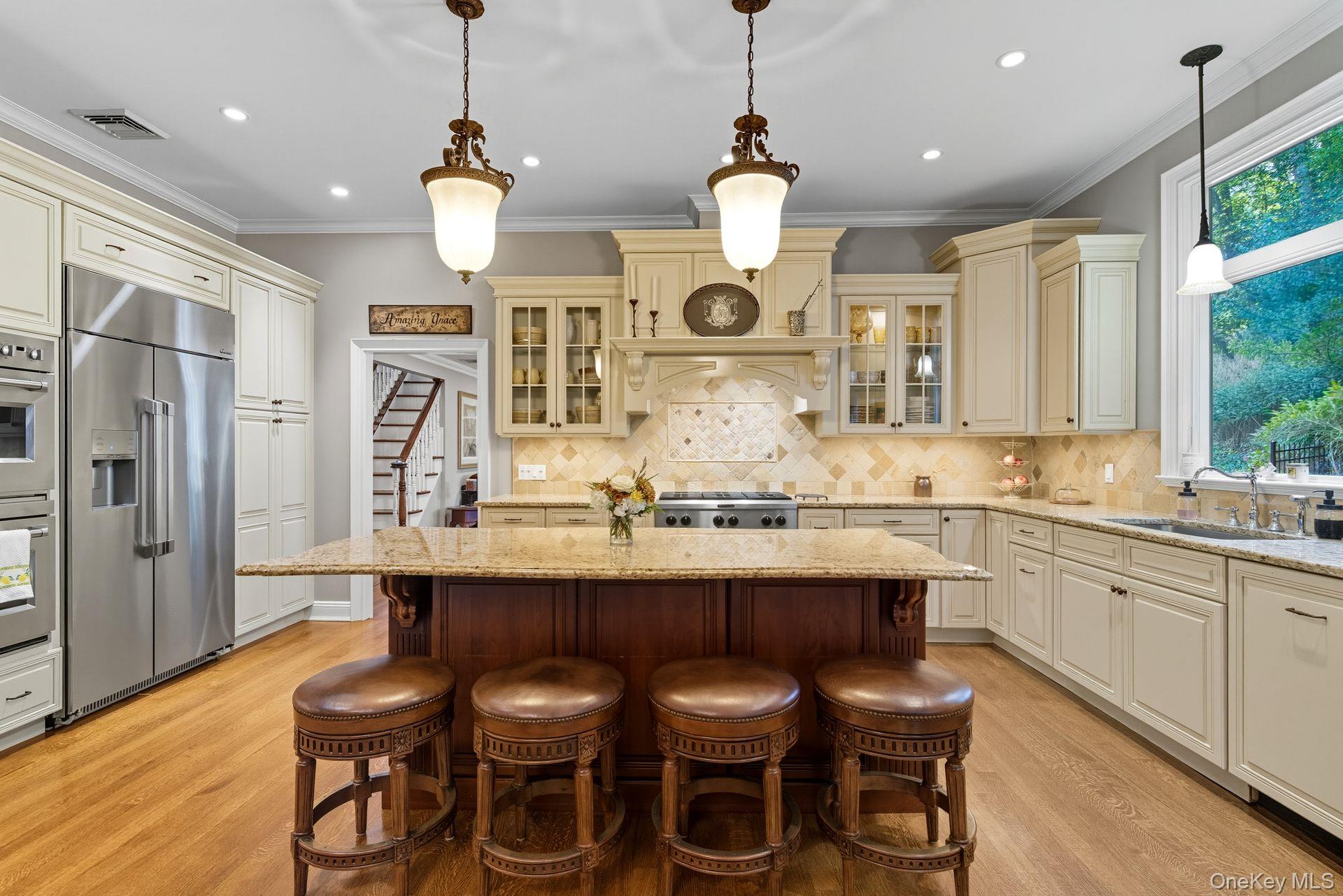 10 Hollise Court