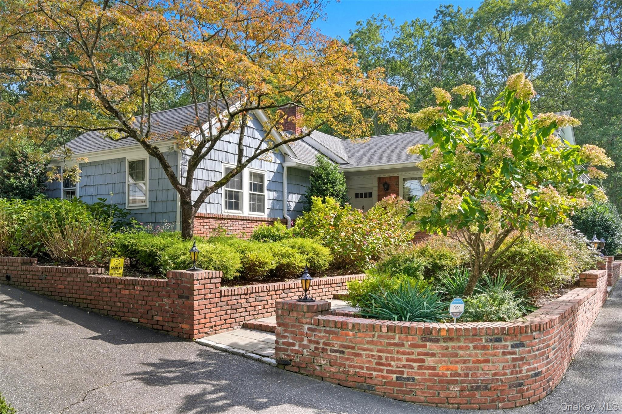 250 Manor Road