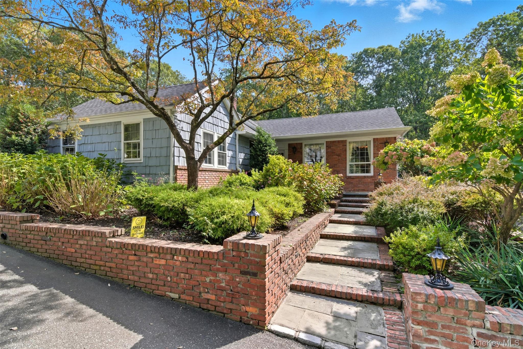 250 Manor Road