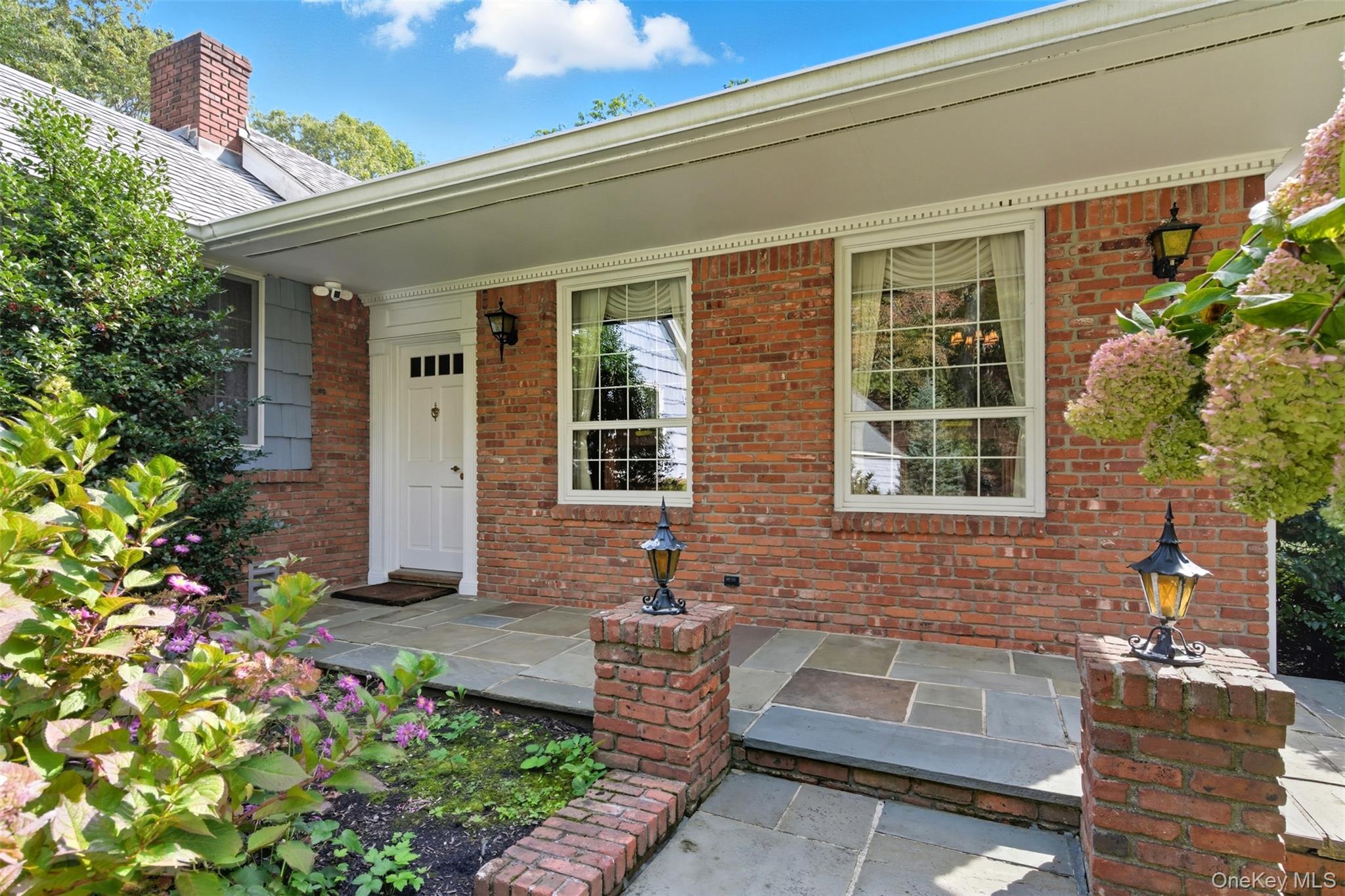 250 Manor Road