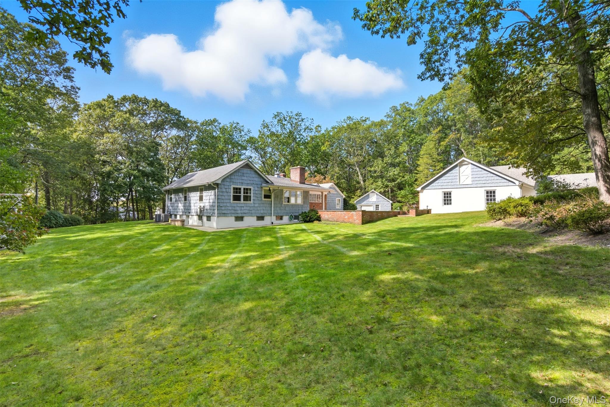 250 Manor Road