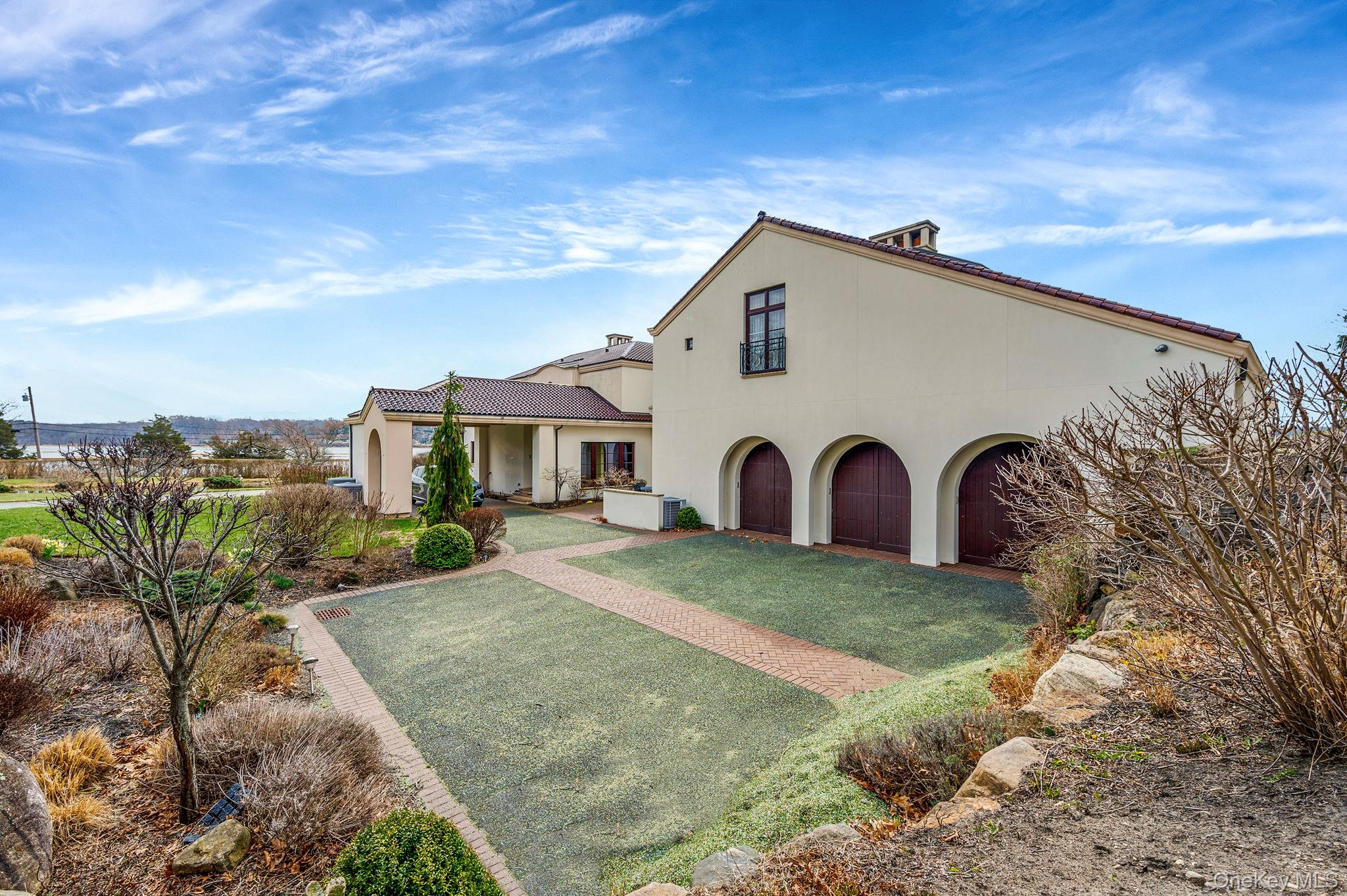 717 Short Beach Road