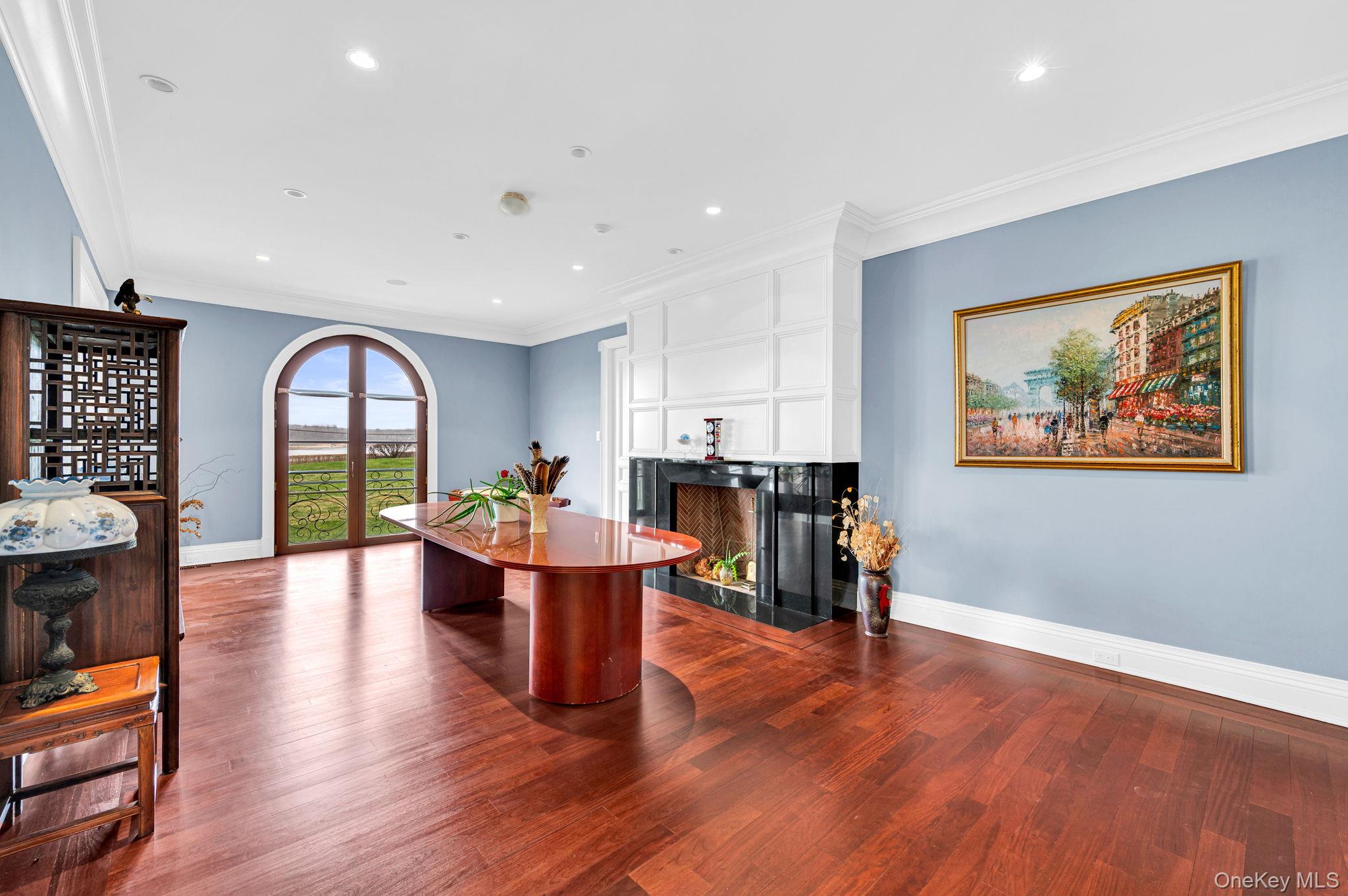 717 Short Beach Road