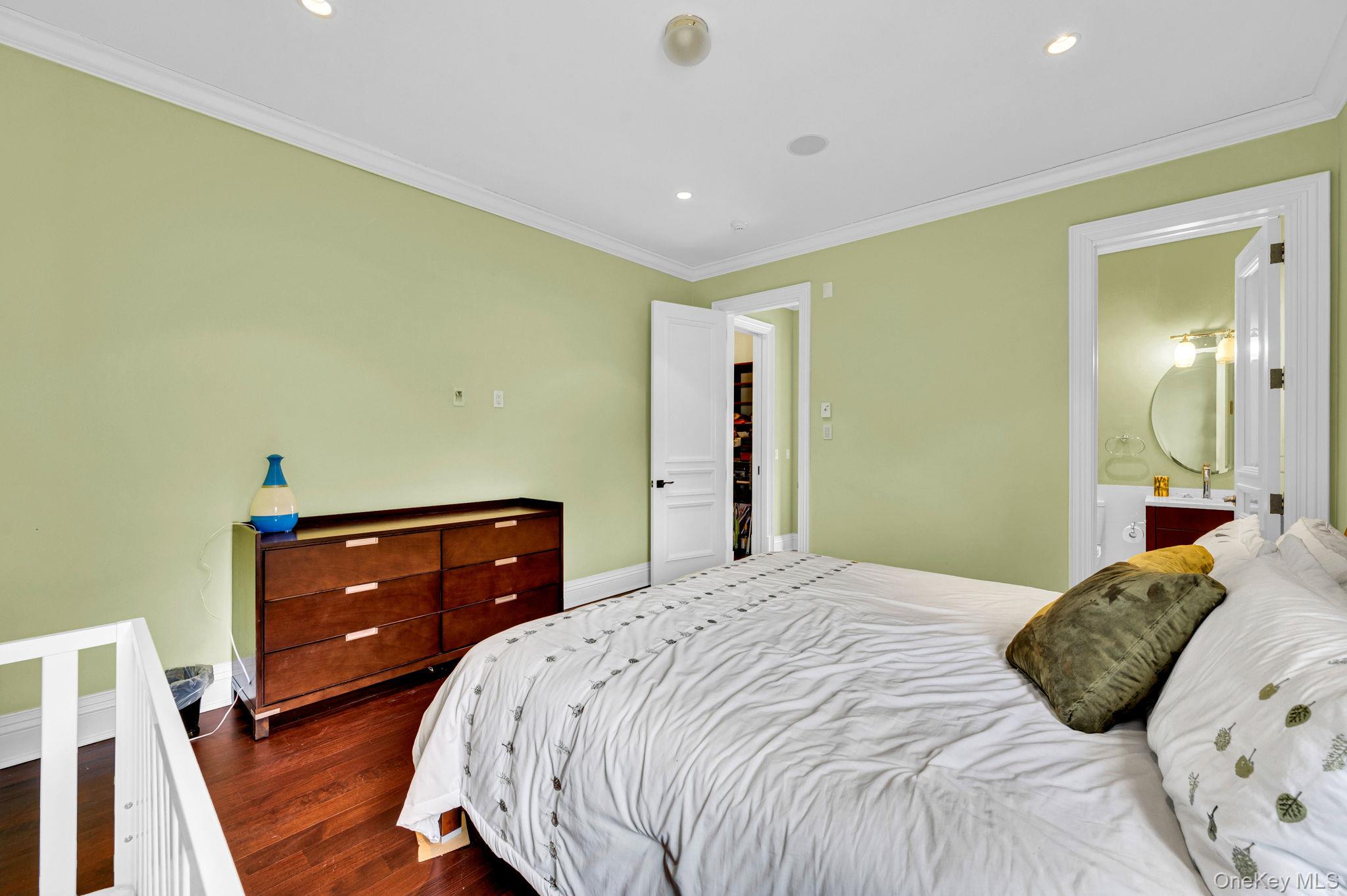 717 Short Beach Road