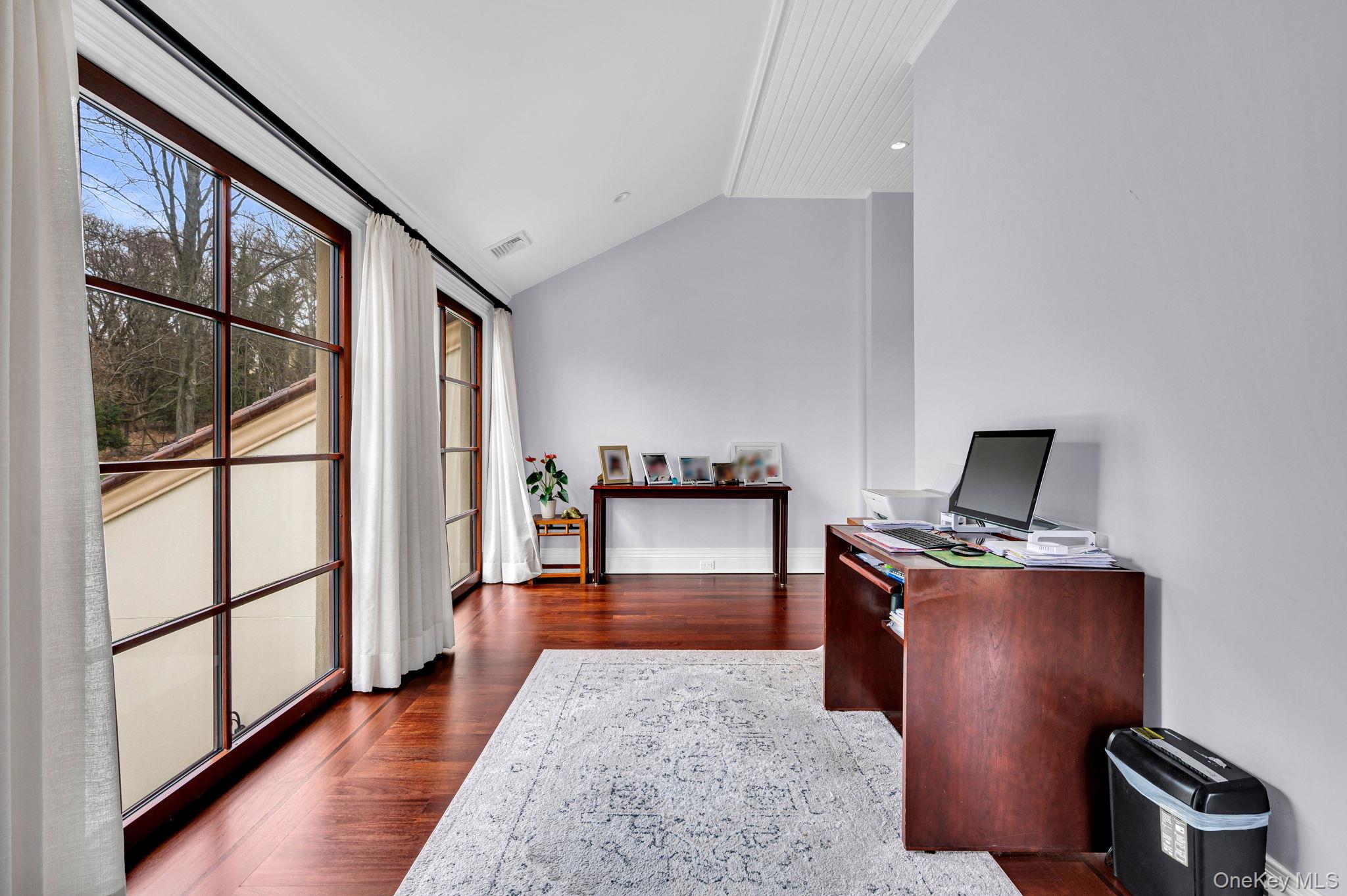 717 Short Beach Road