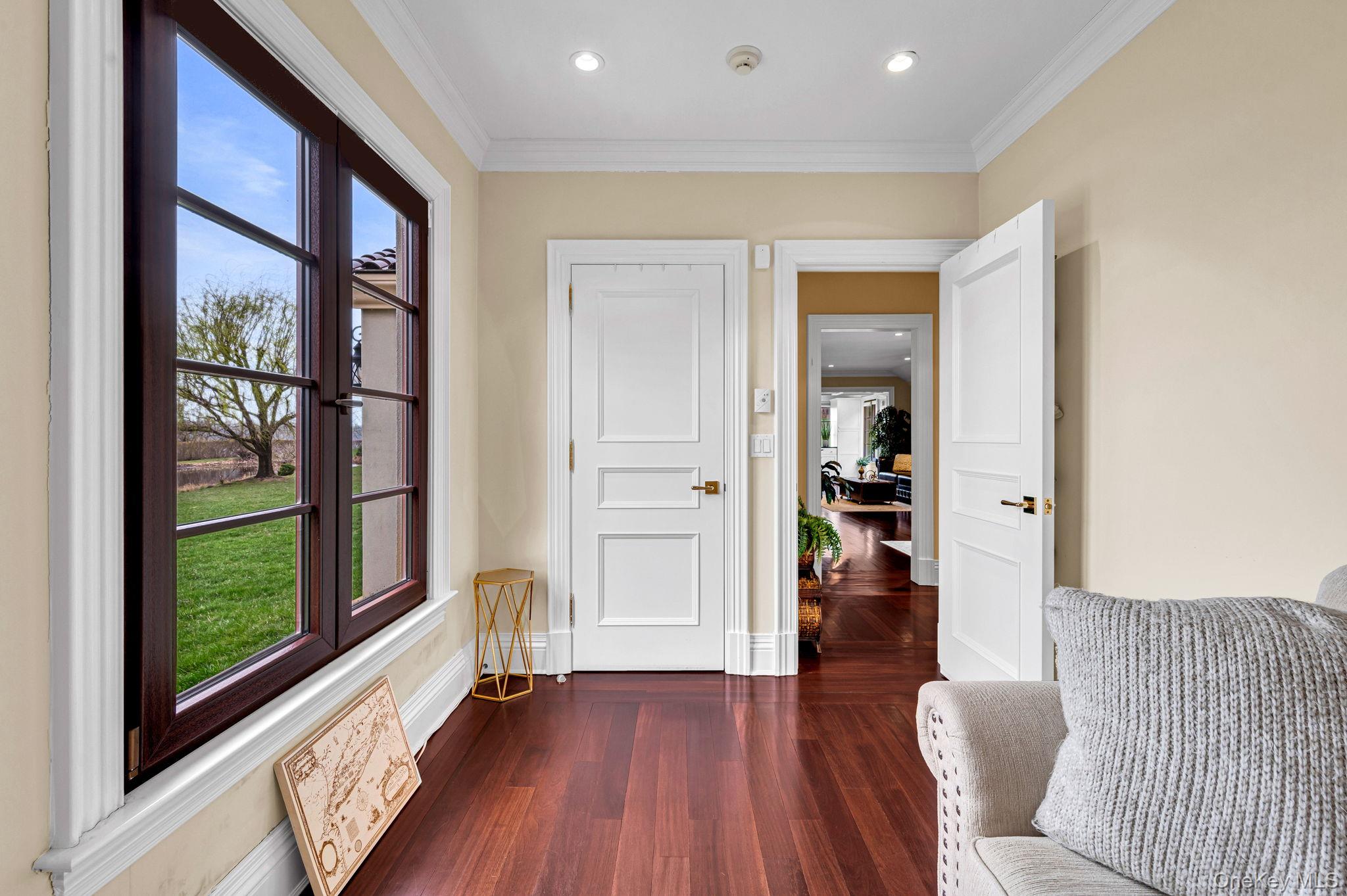 717 Short Beach Road