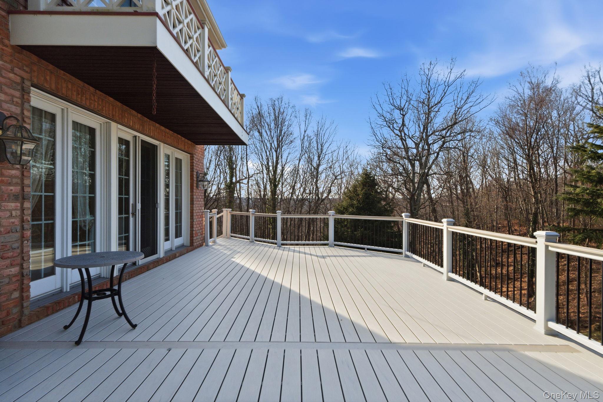 19 Cobblestone Court