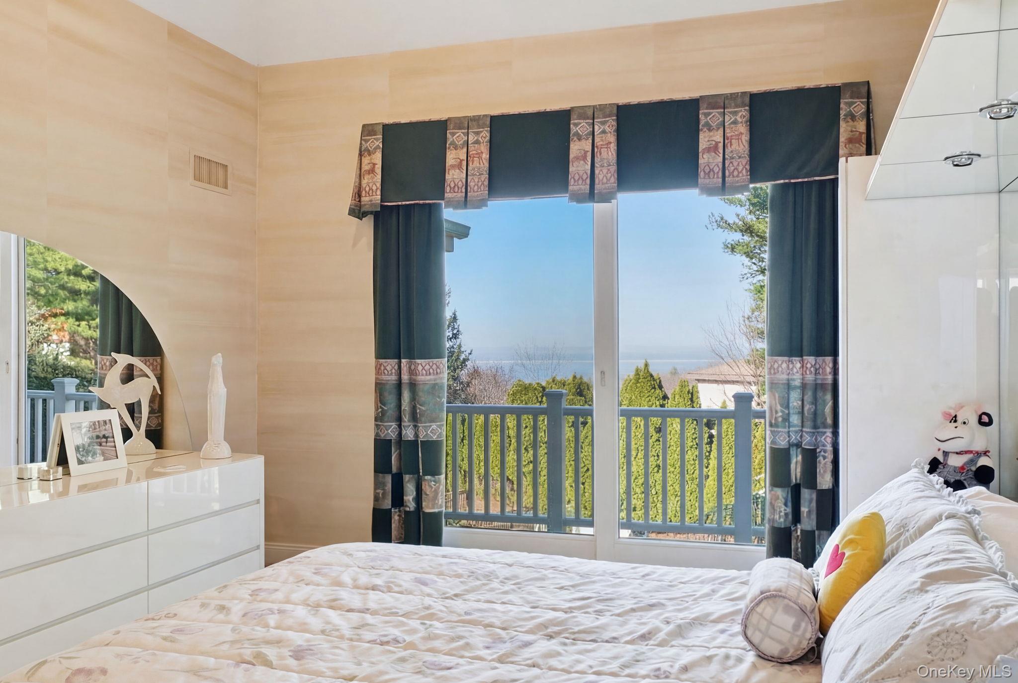 19 Cobblestone Court