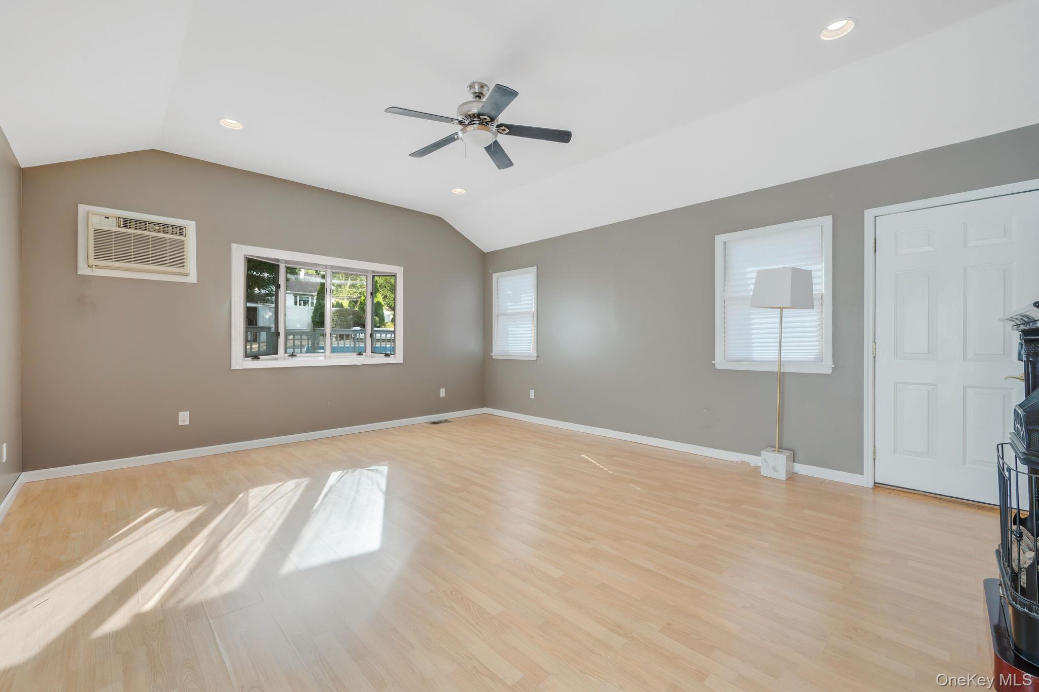 840 Jerusalem Avenue