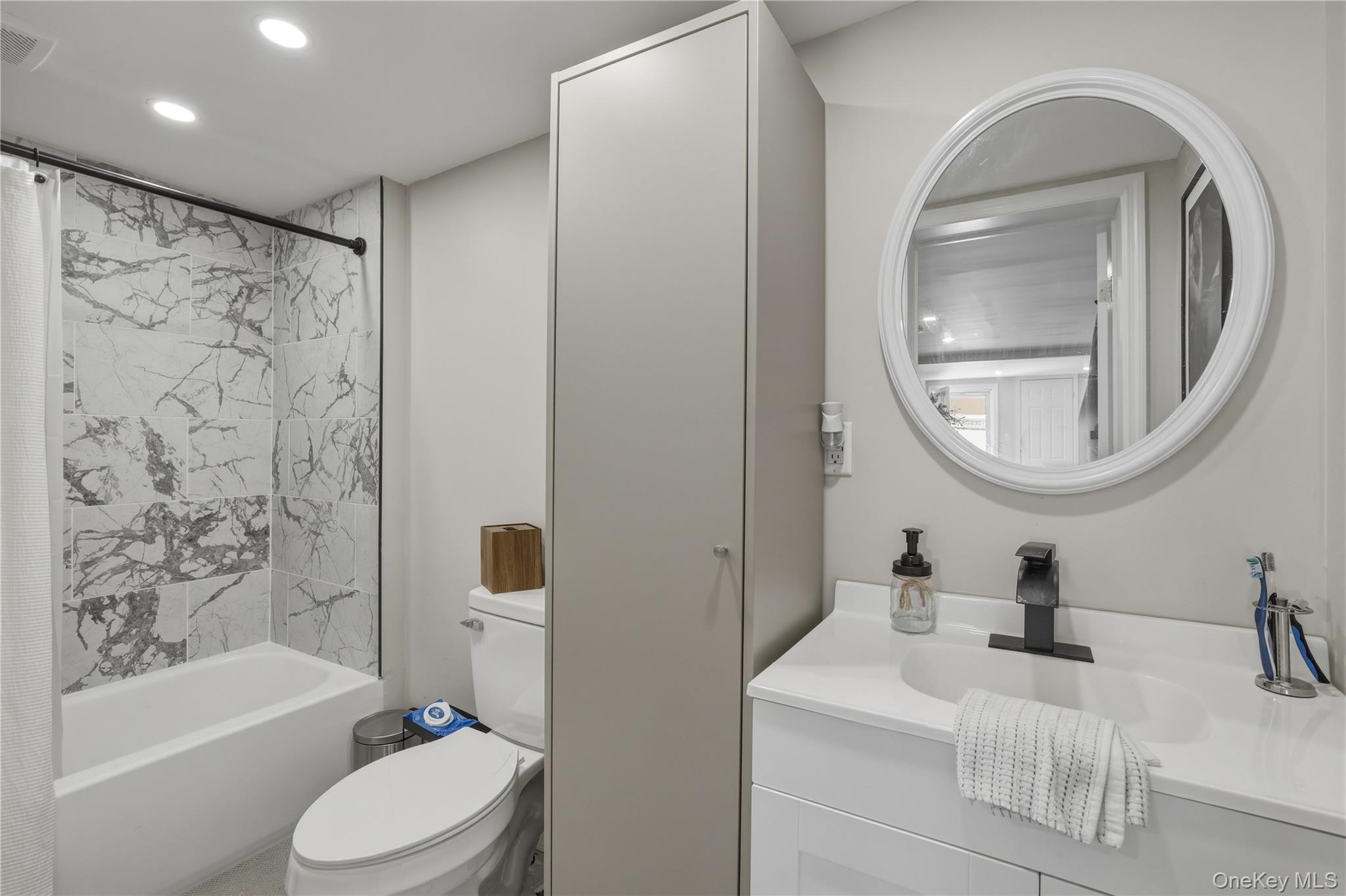 150 N Delaware Avenue