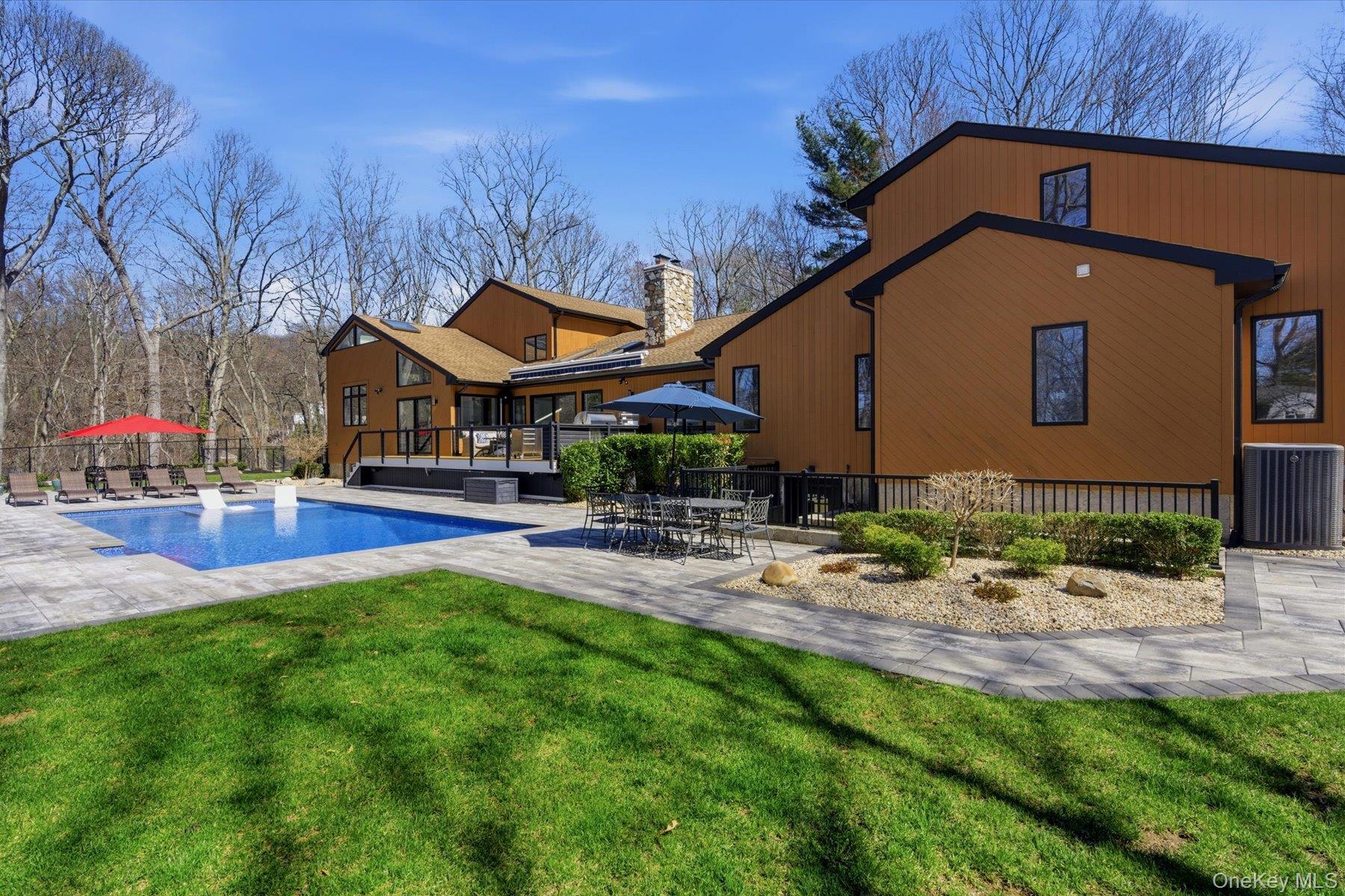9 Watercrest Court