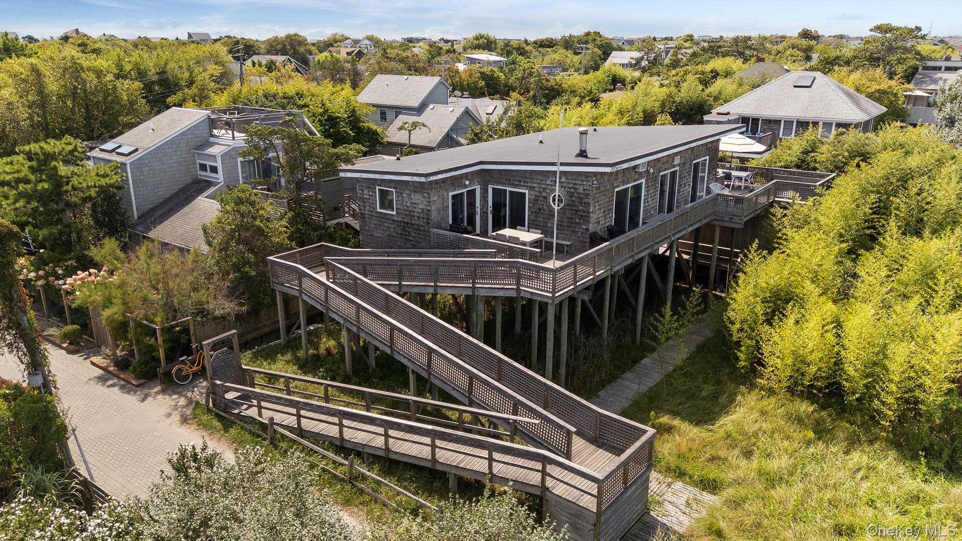 15 Dune Way
