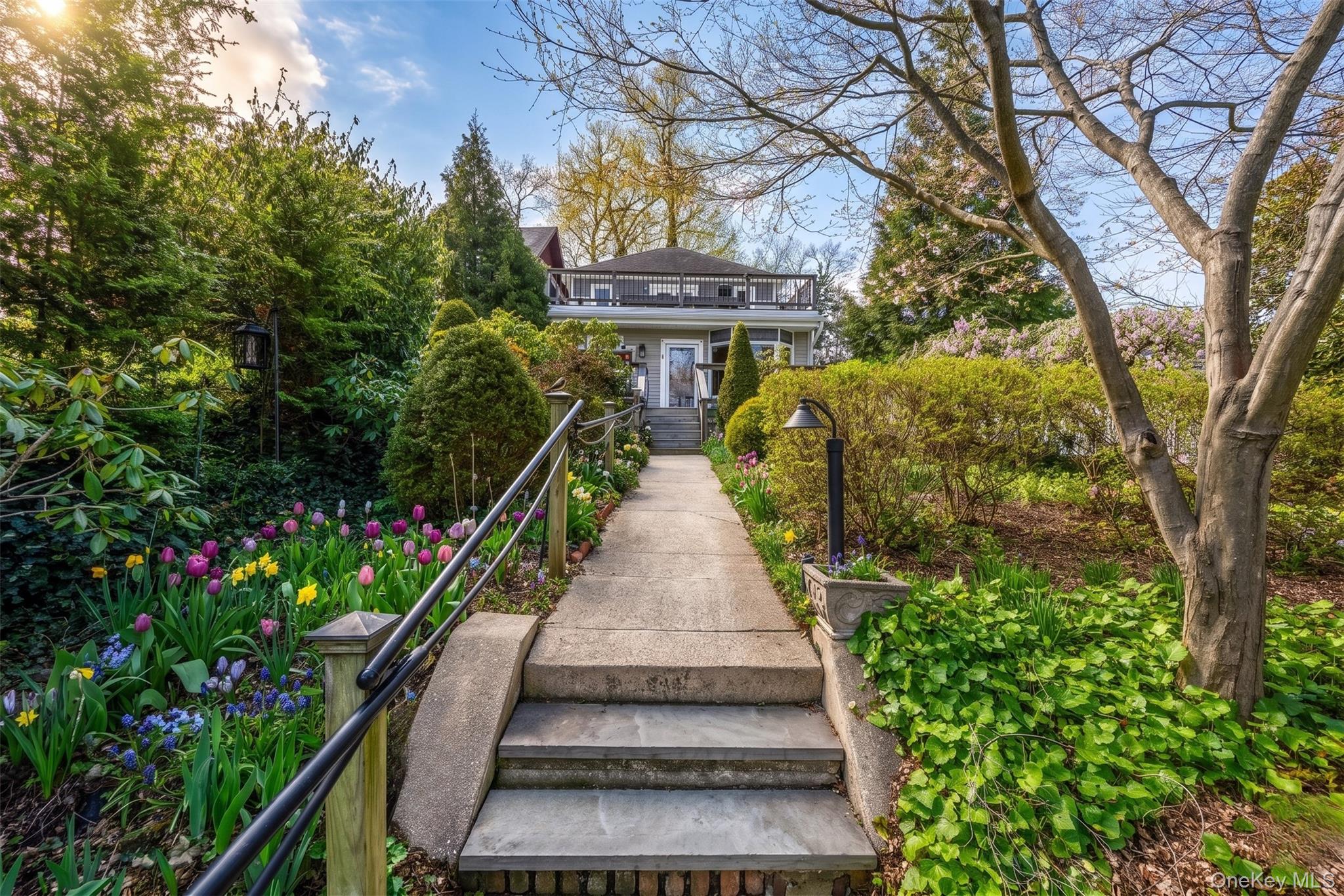 32 Crescent Drive