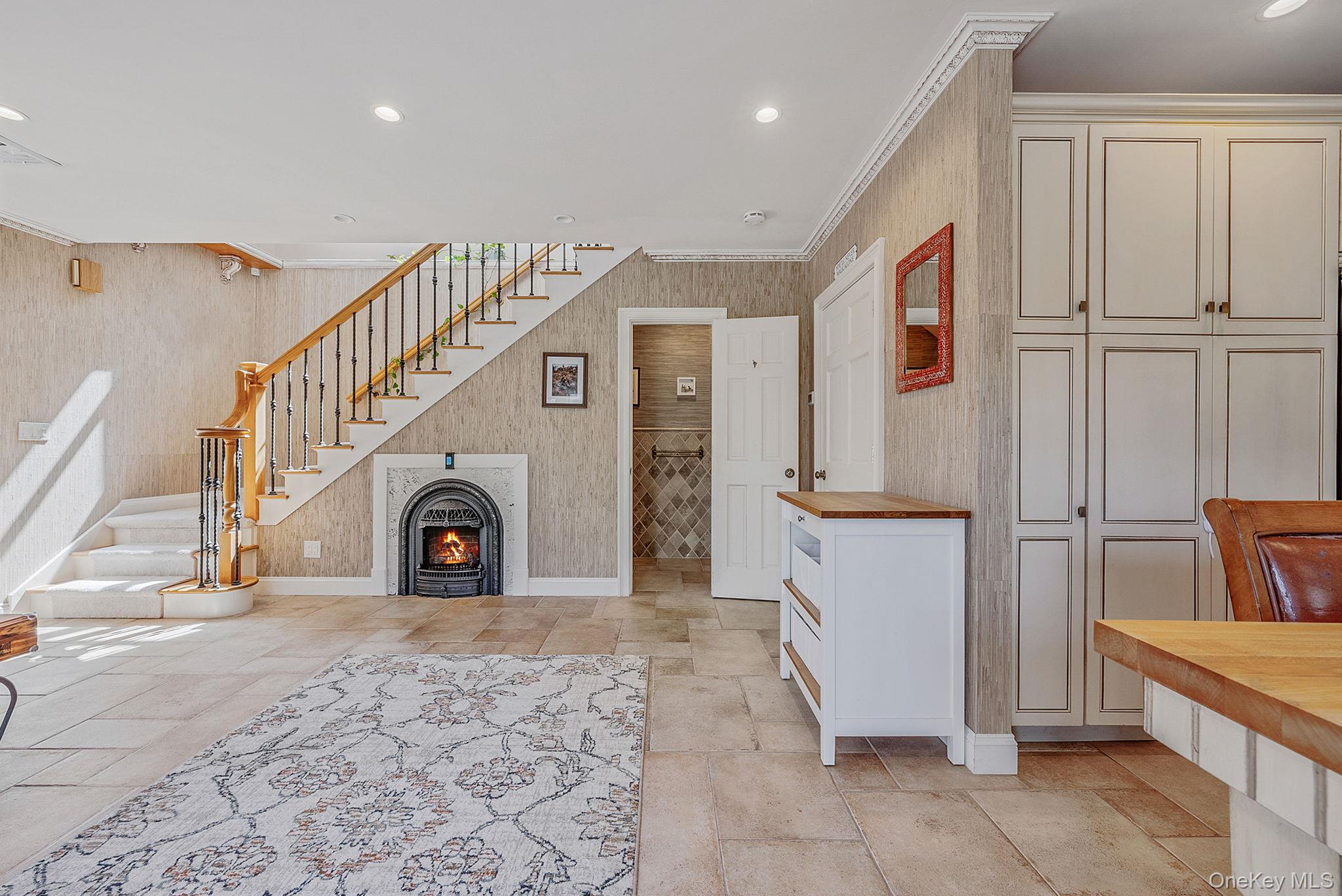 32 Crescent Drive