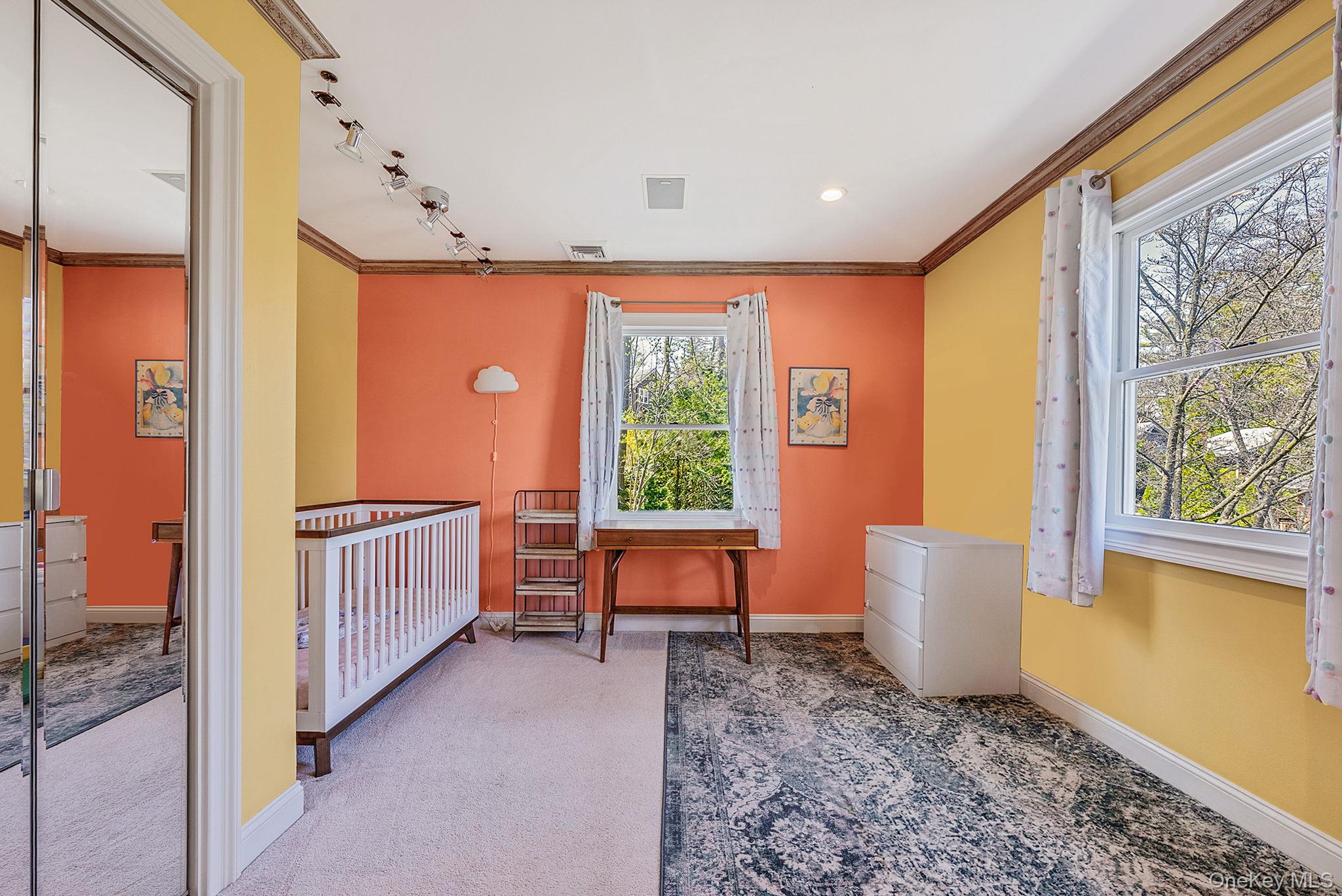 32 Crescent Drive