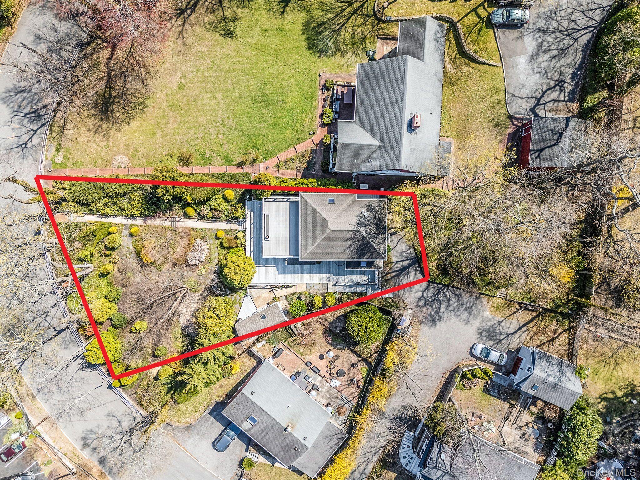 32 Crescent Drive