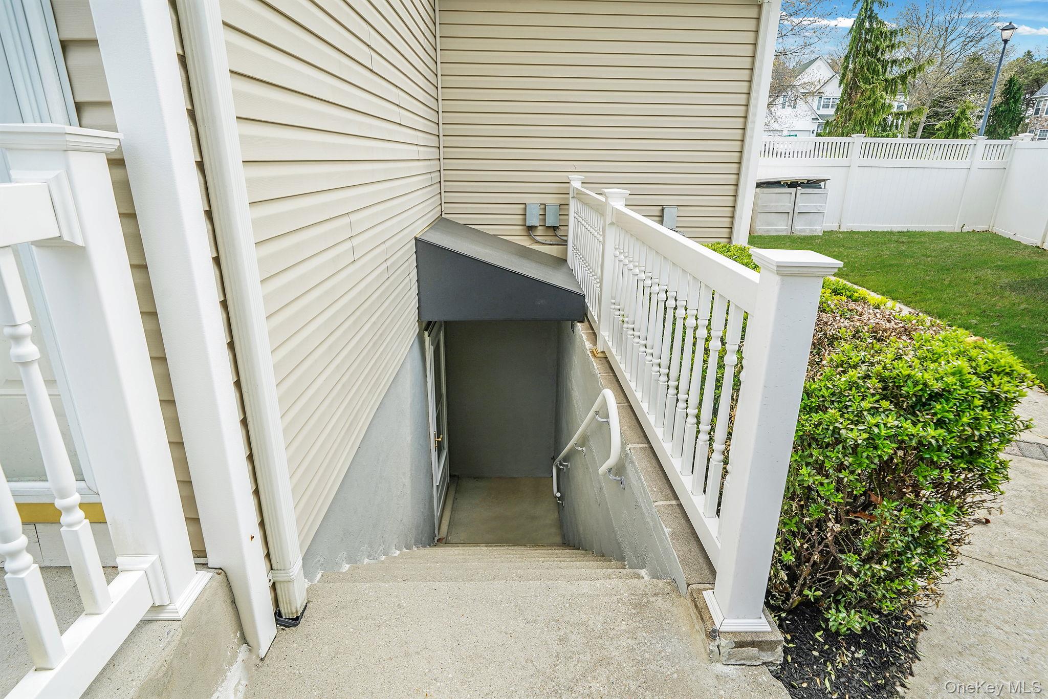 9 Tuthill Creek Drive