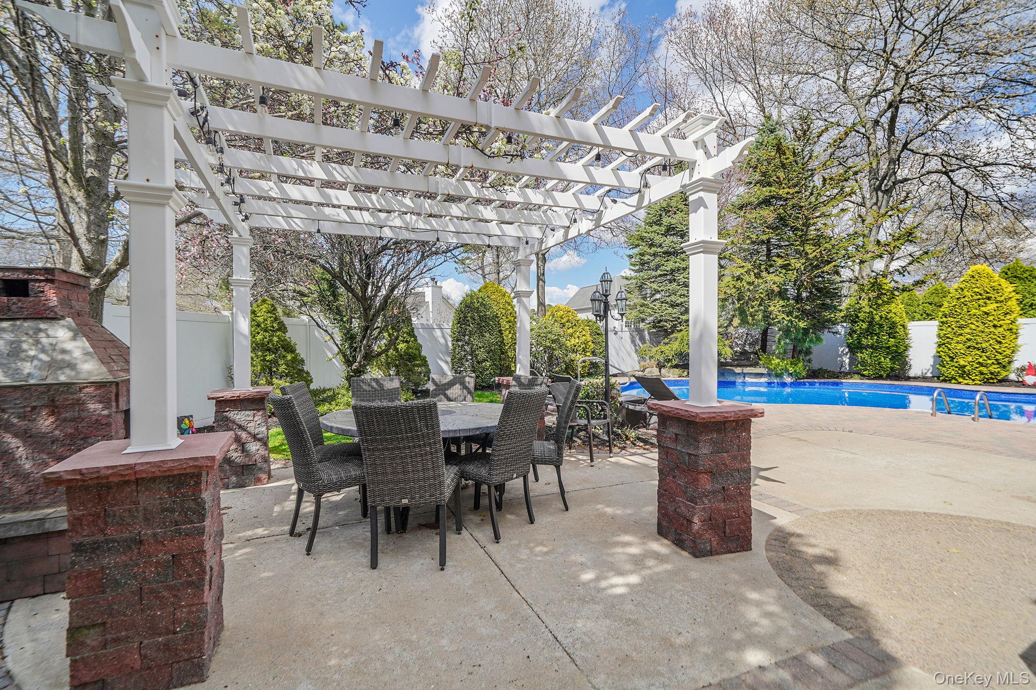 9 Tuthill Creek Drive