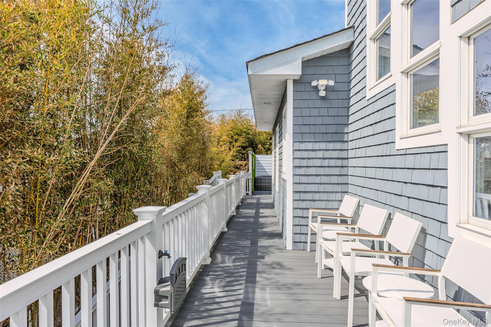 24 Bungalow Walk