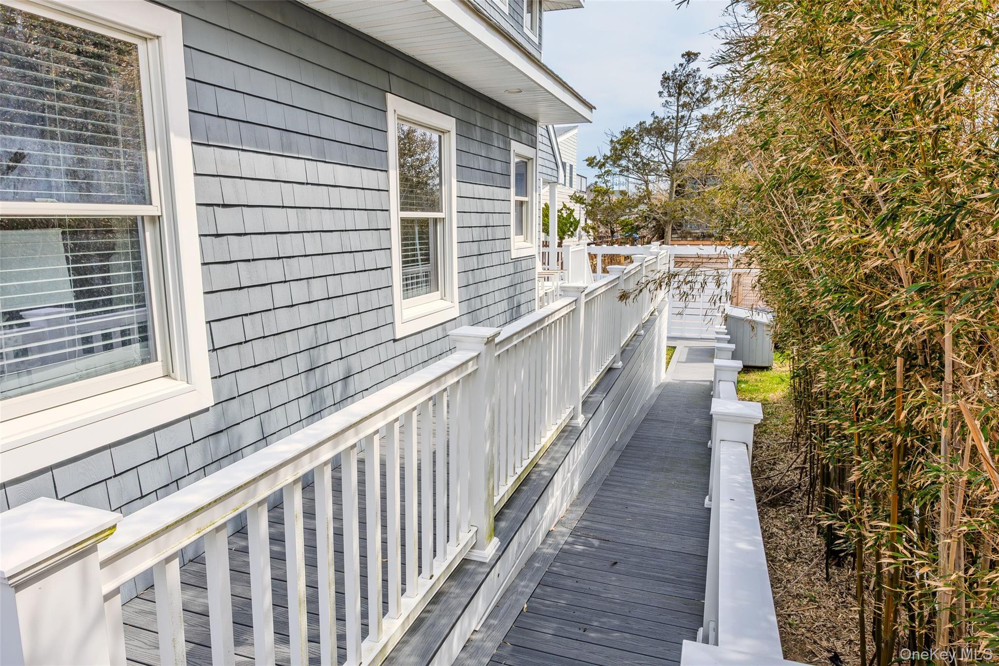 24 Bungalow Walk