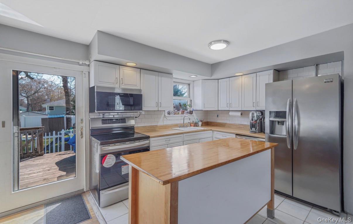15 Maplewood Drive