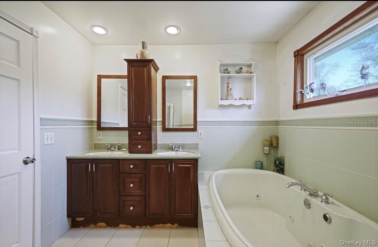 15 Maplewood Drive