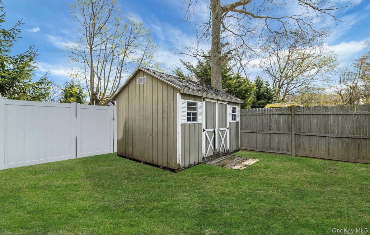 15 Maplewood Drive
