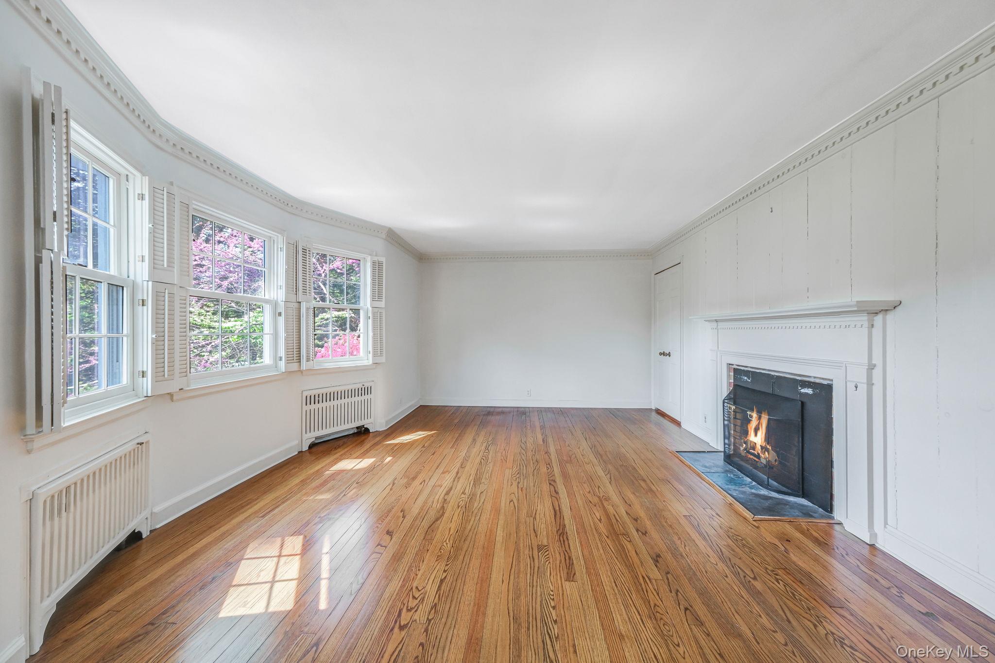 194 Huntington Bay Road