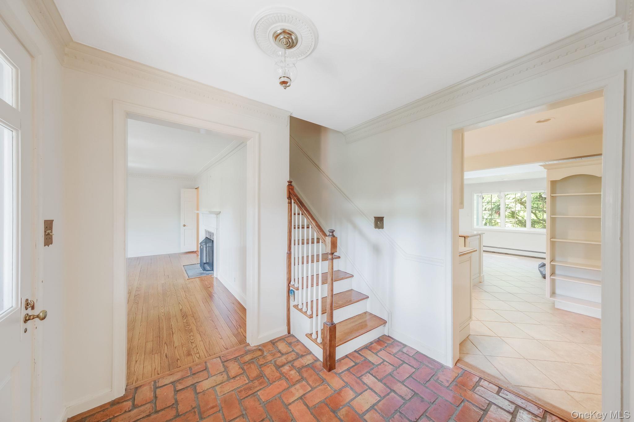 194 Huntington Bay Road