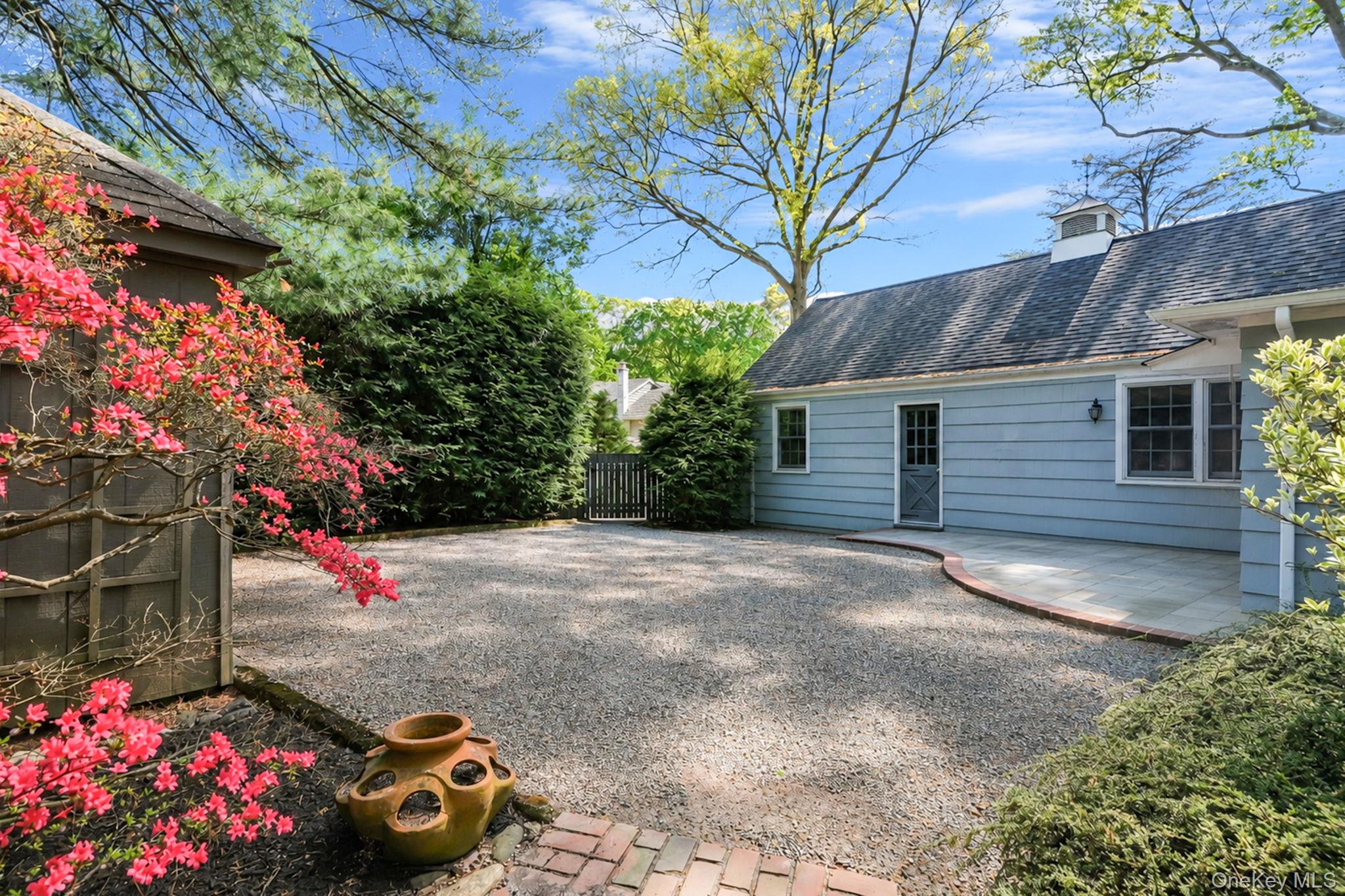194 Huntington Bay Road