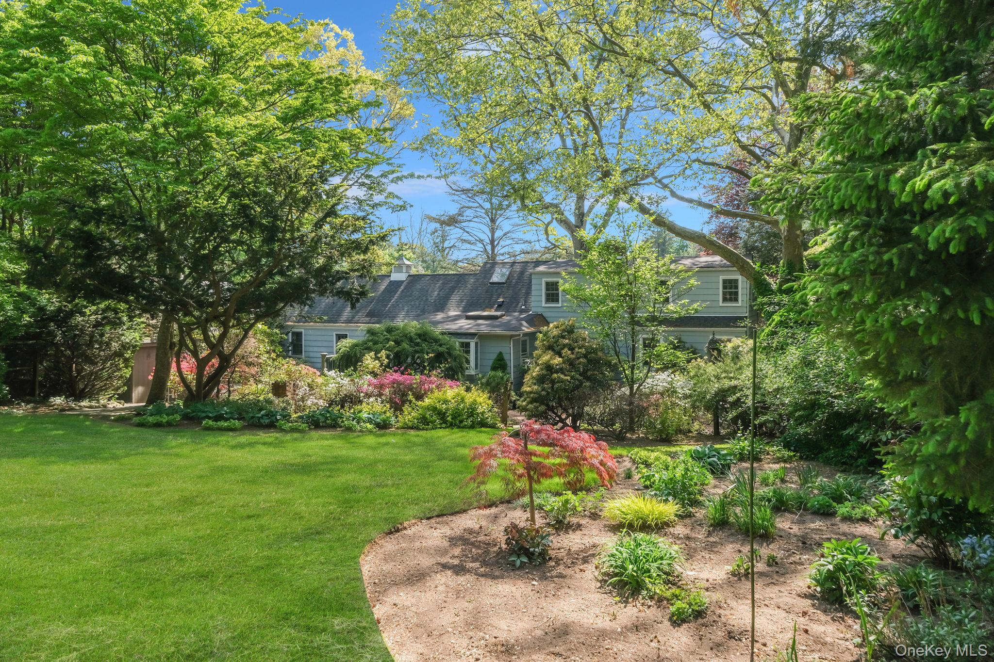 194 Huntington Bay Road