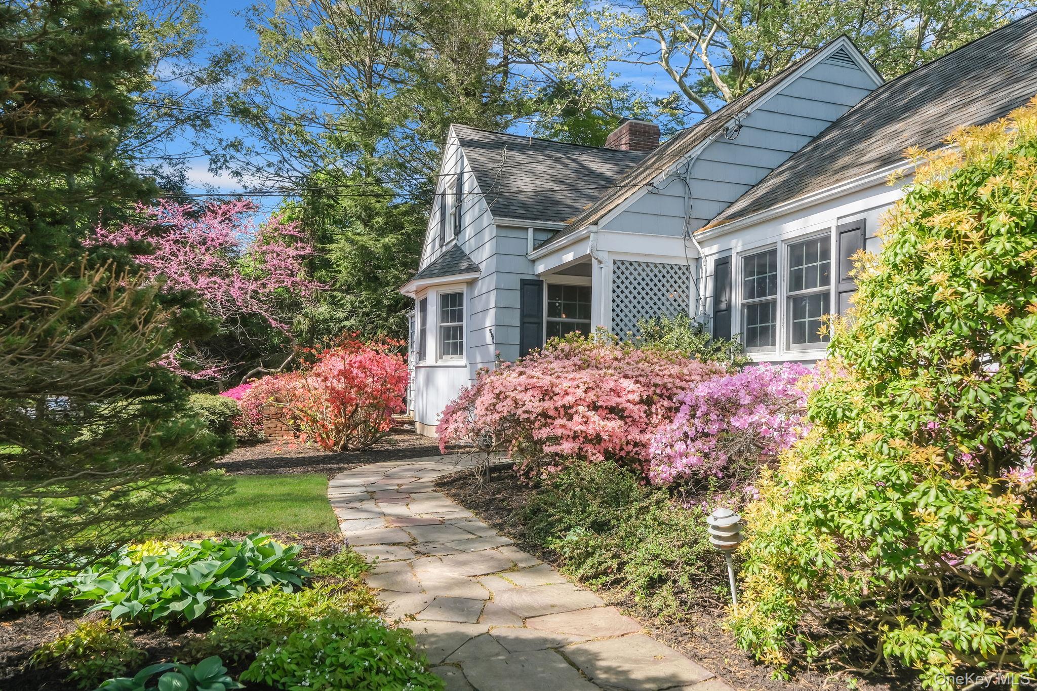 194 Huntington Bay Road