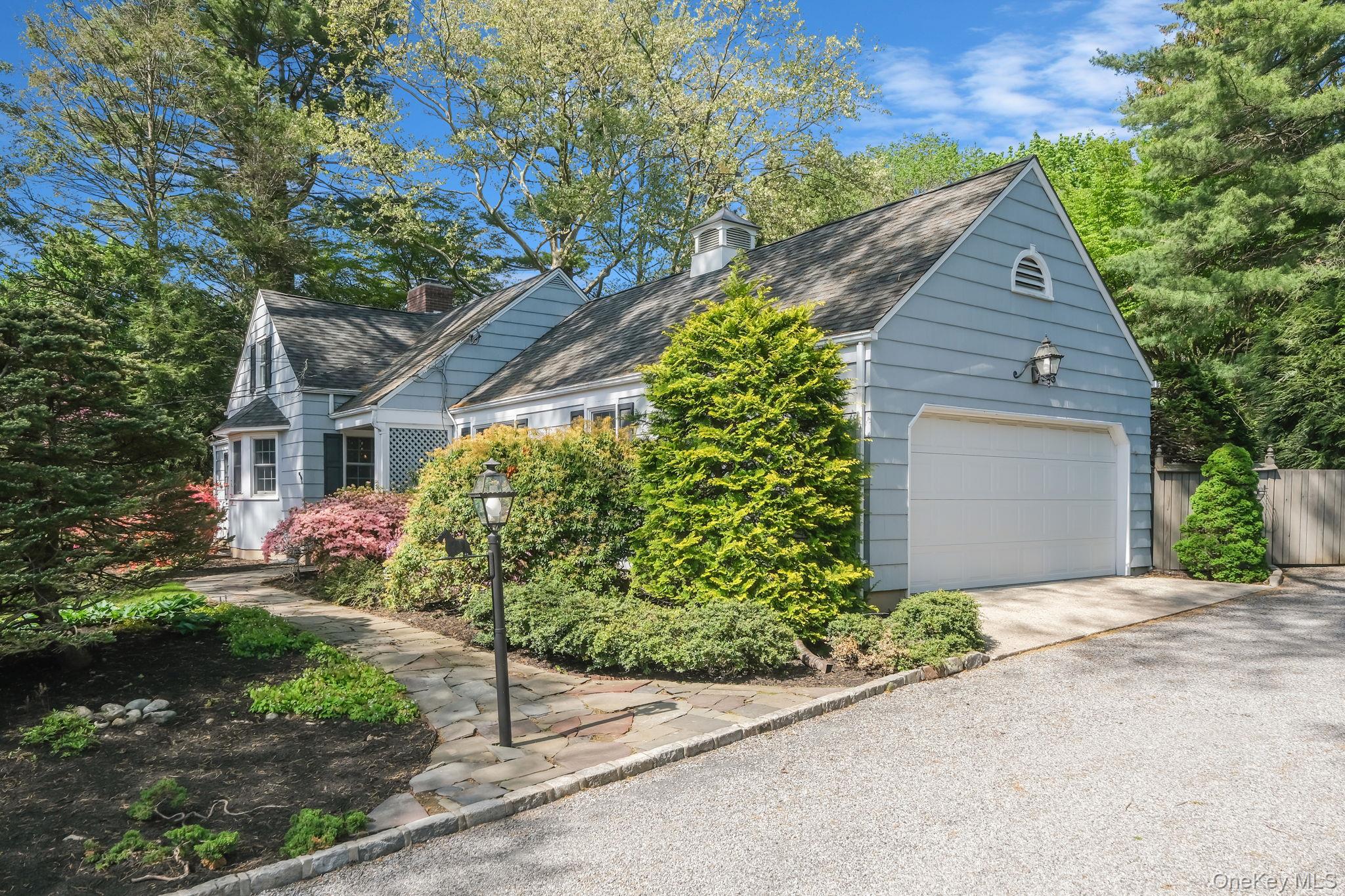 194 Huntington Bay Road