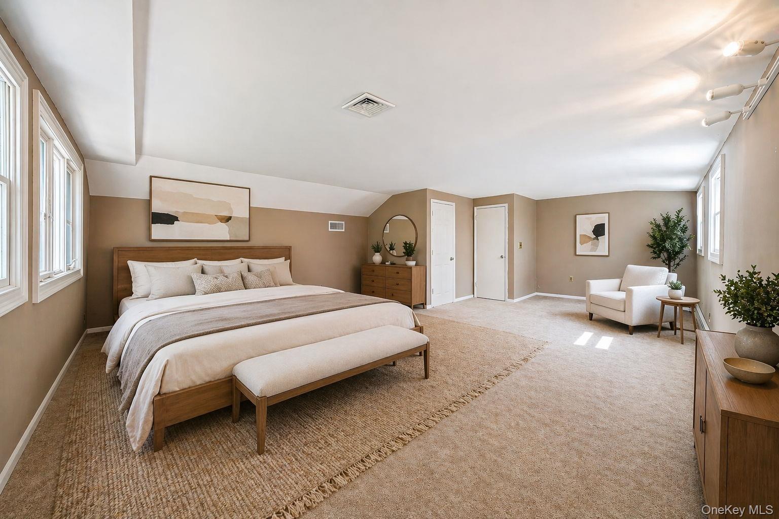 7 Carriage Court