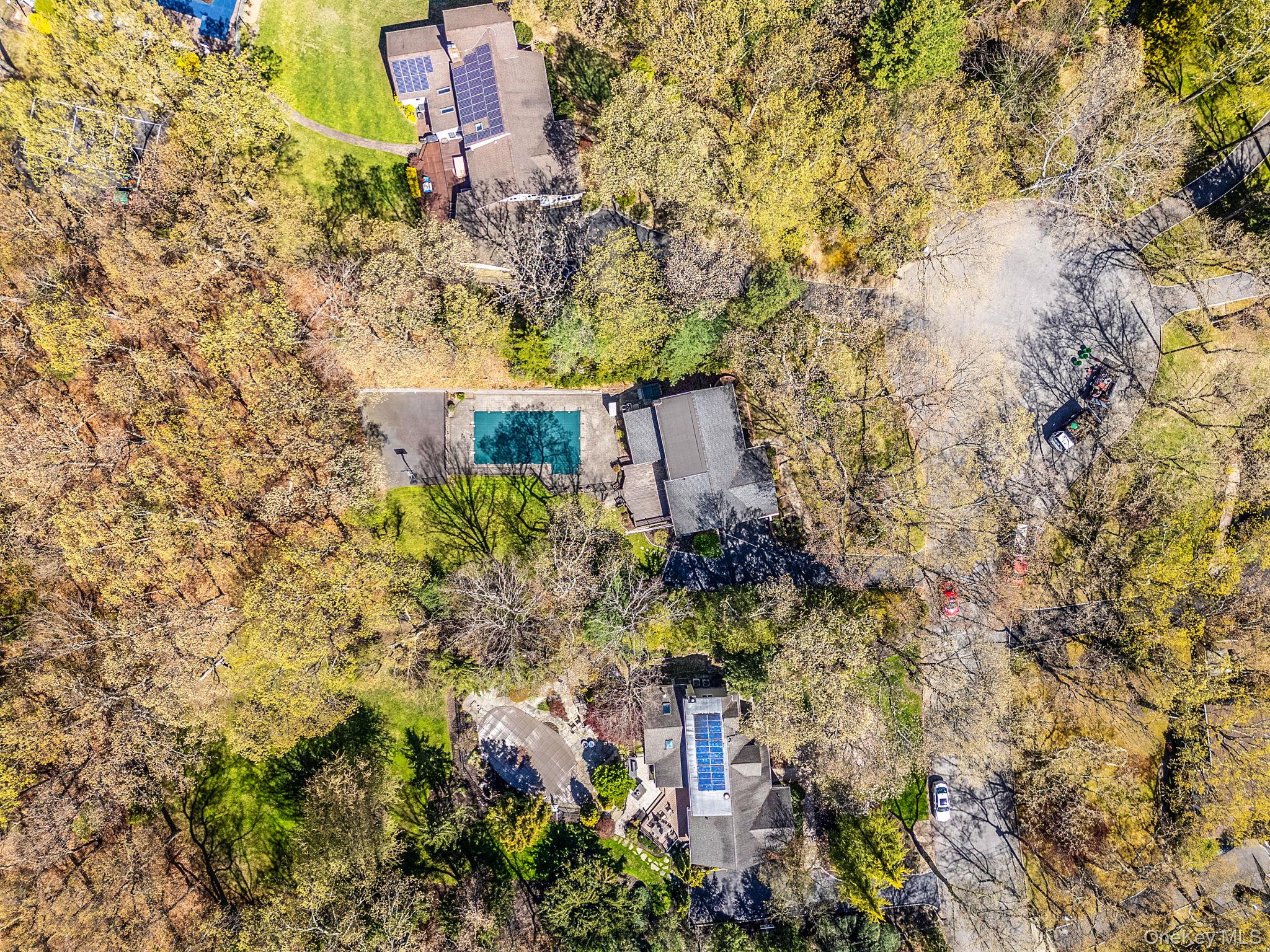 7 Carriage Court