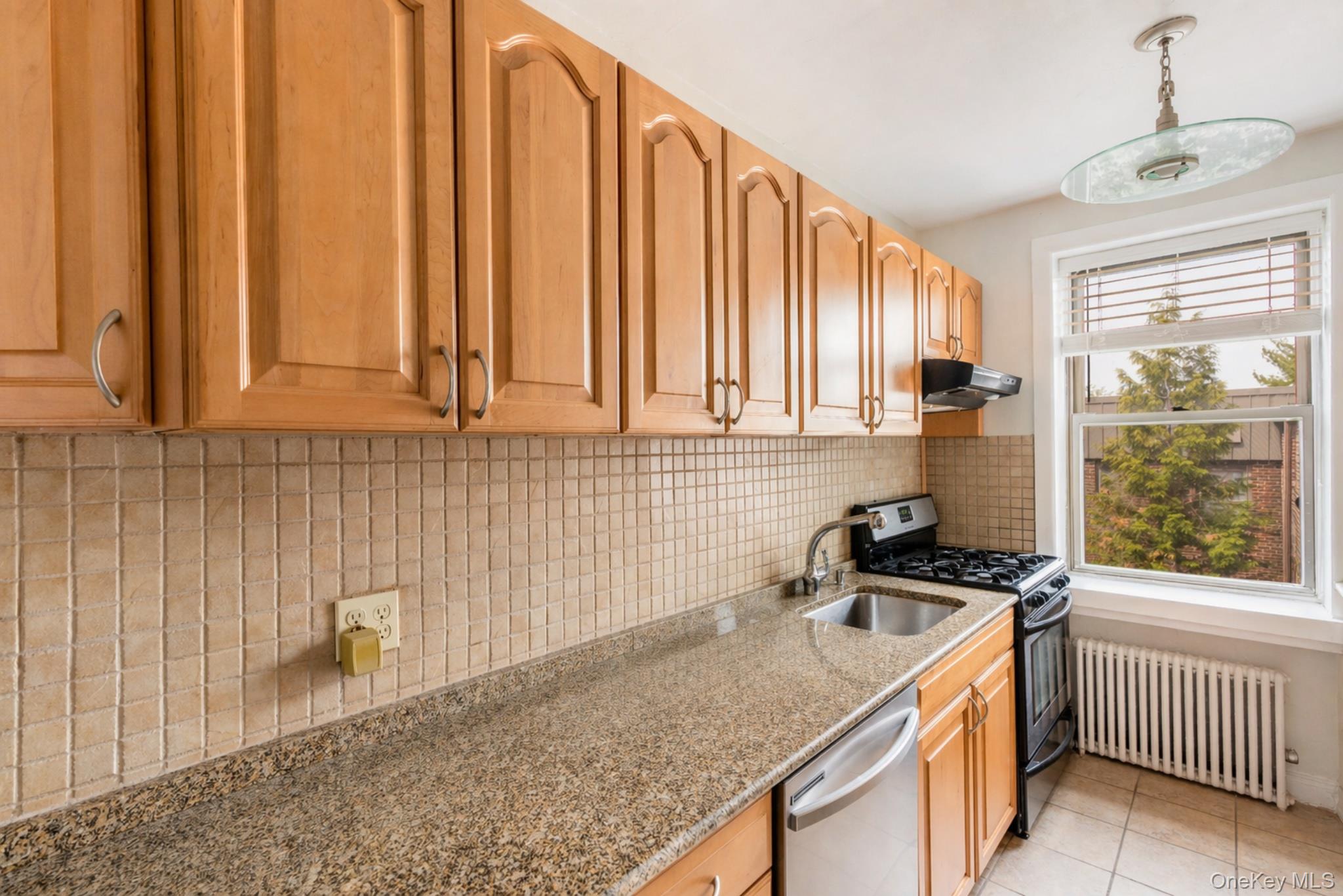 2140 78th Street Unit: 2F