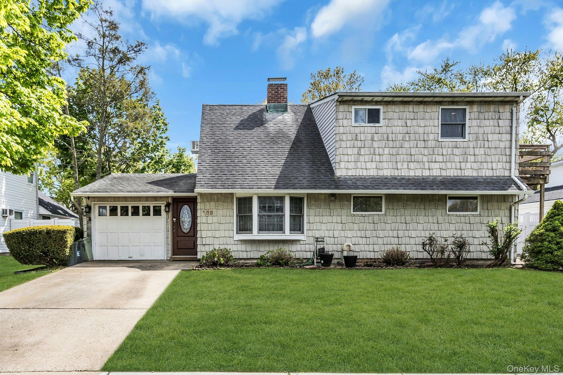 159 Kingfisher Road