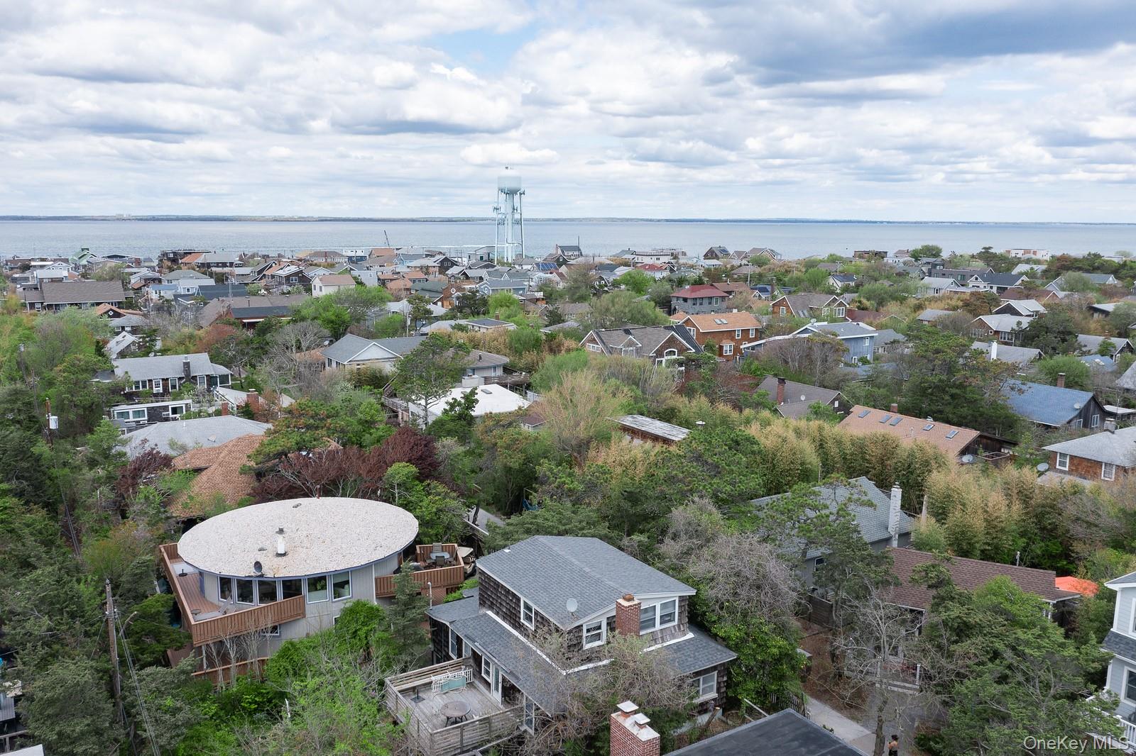 574 Bayberry Walk