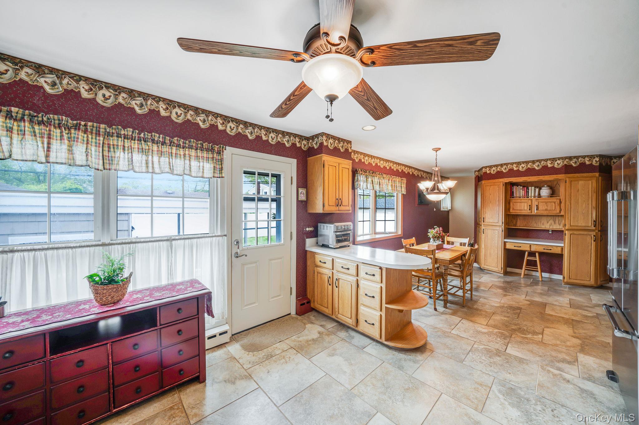 568 Chestnut Lane