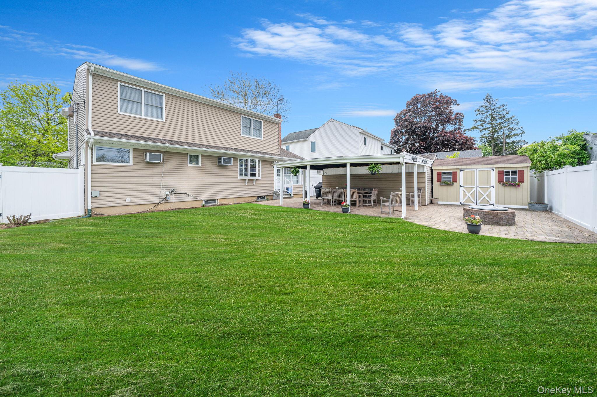 568 Chestnut Lane