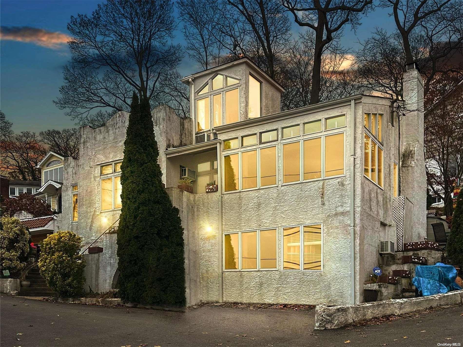 1 Hillside Drive