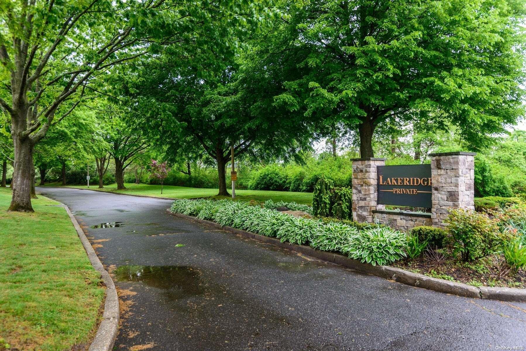 14 Lakeridge Drive Unit: 14