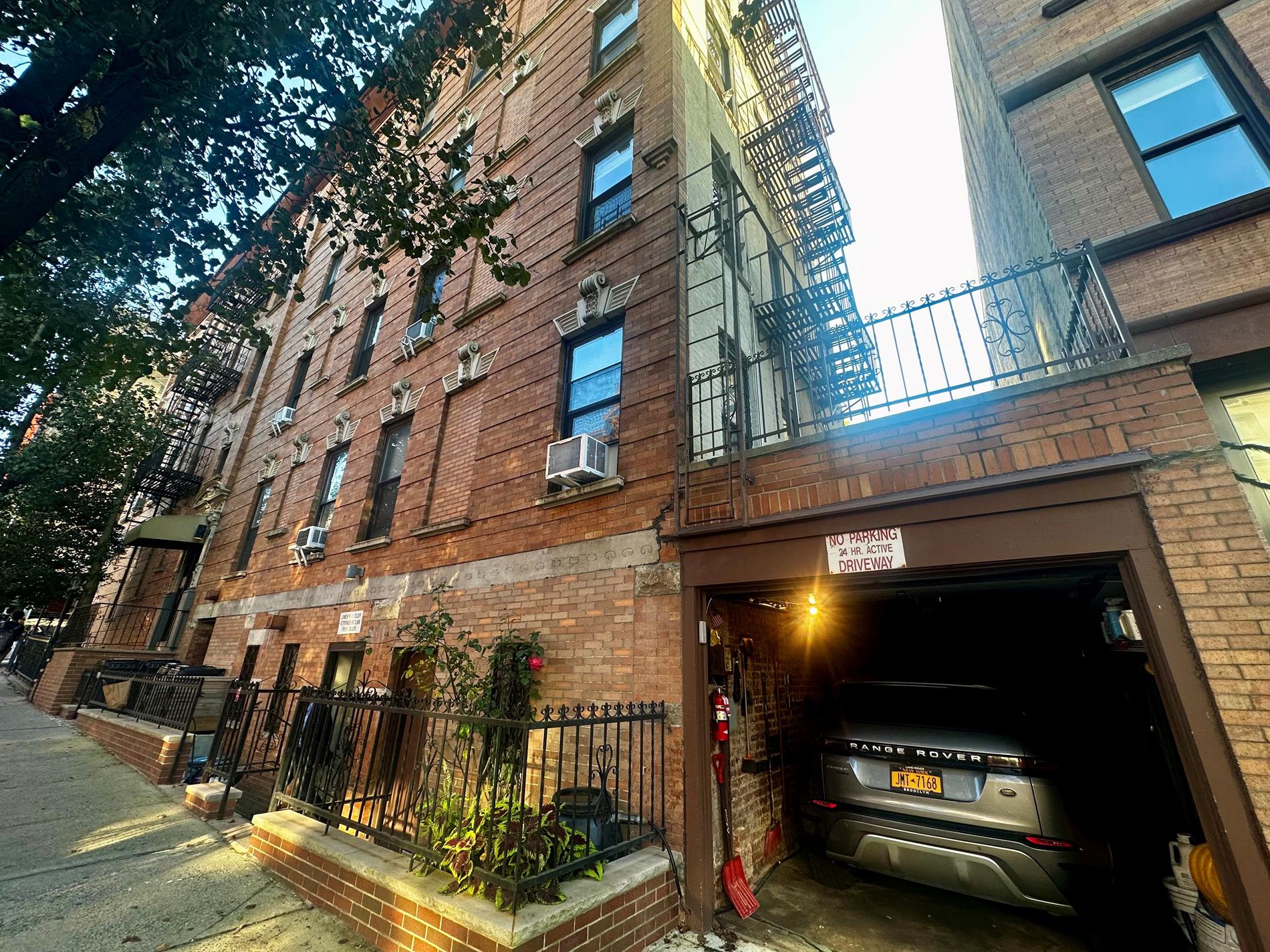 438 4th Street 4-A