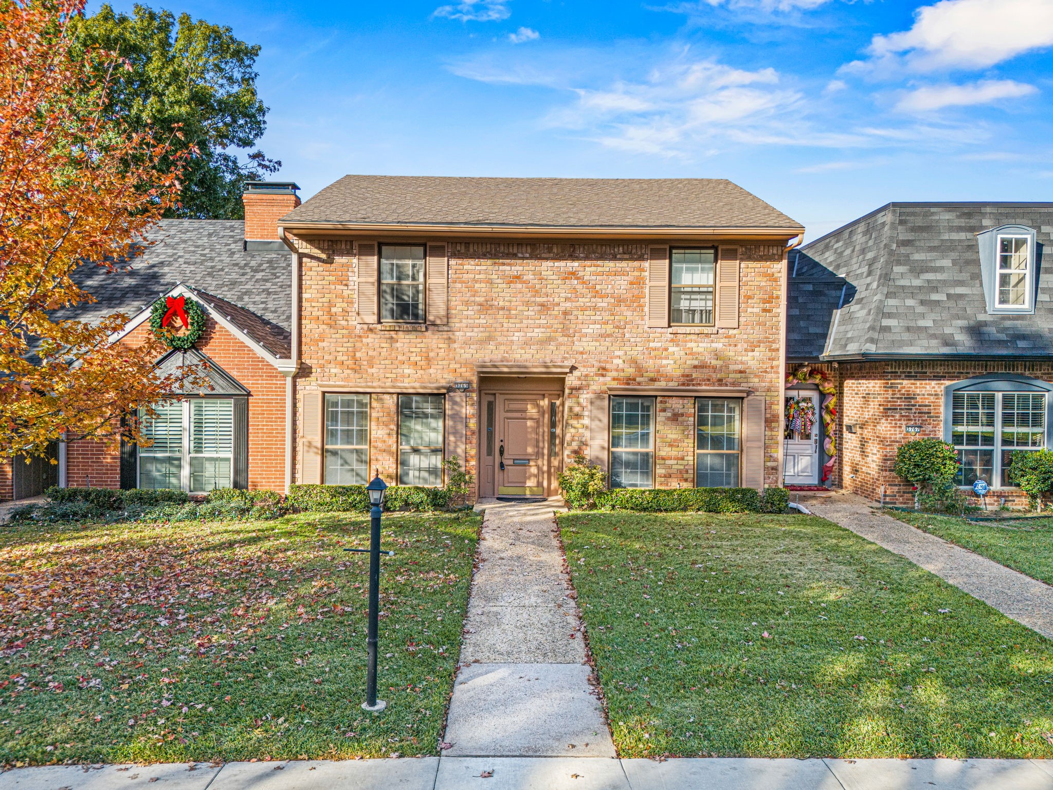 3765 Weeburn Drive