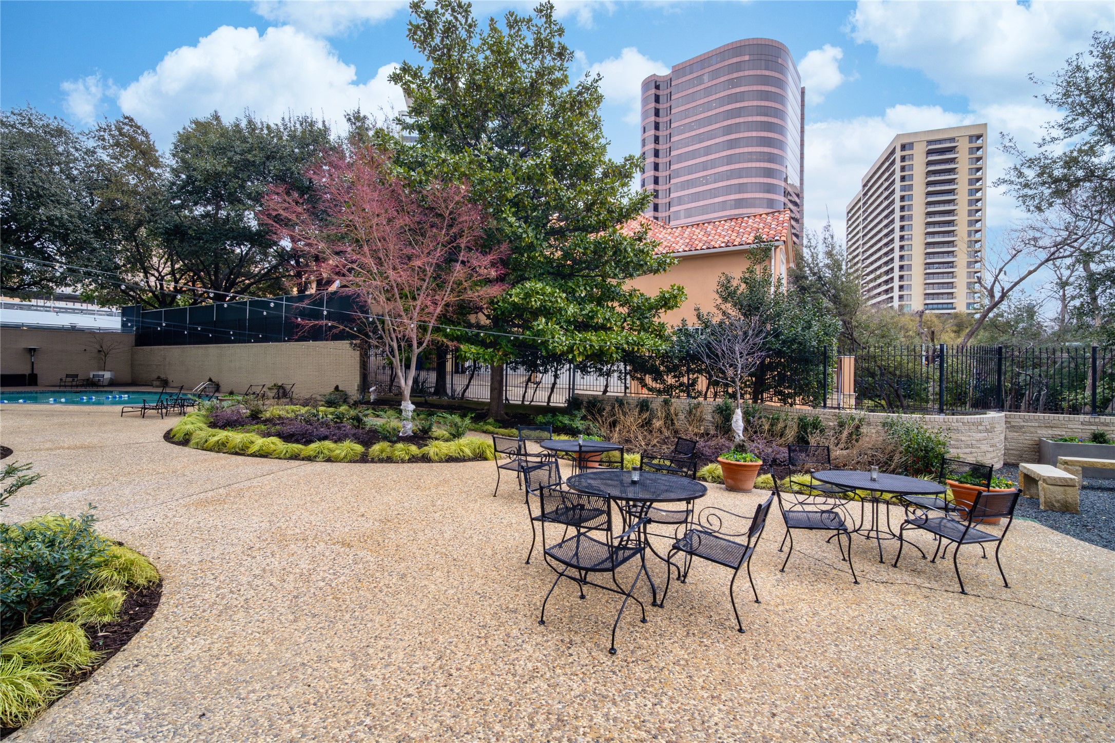 3701 Turtle Creek Boulevard 5C