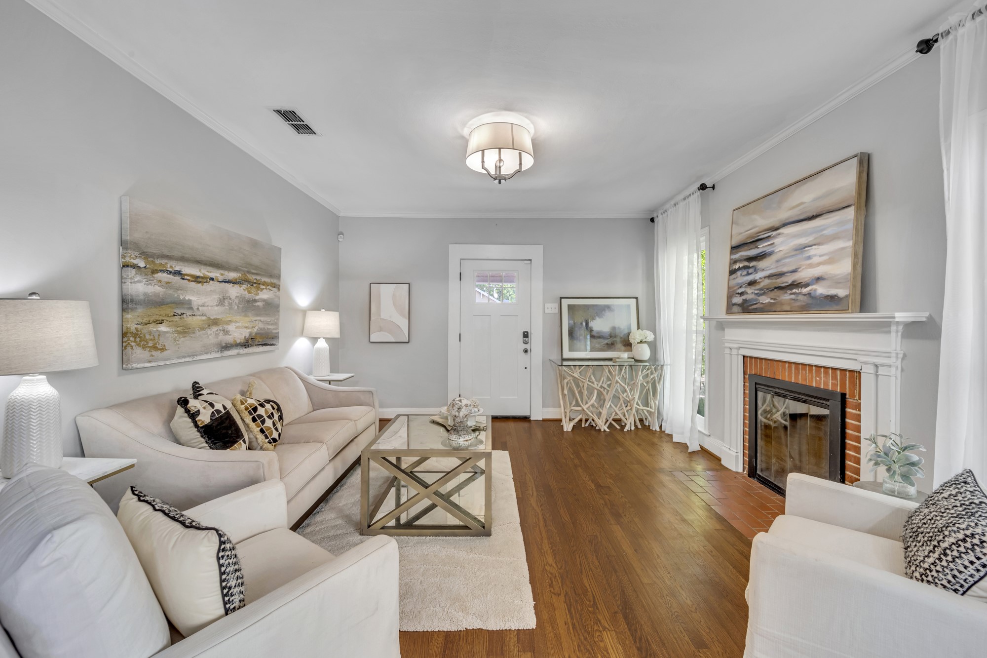6227 Lakeshore Drive