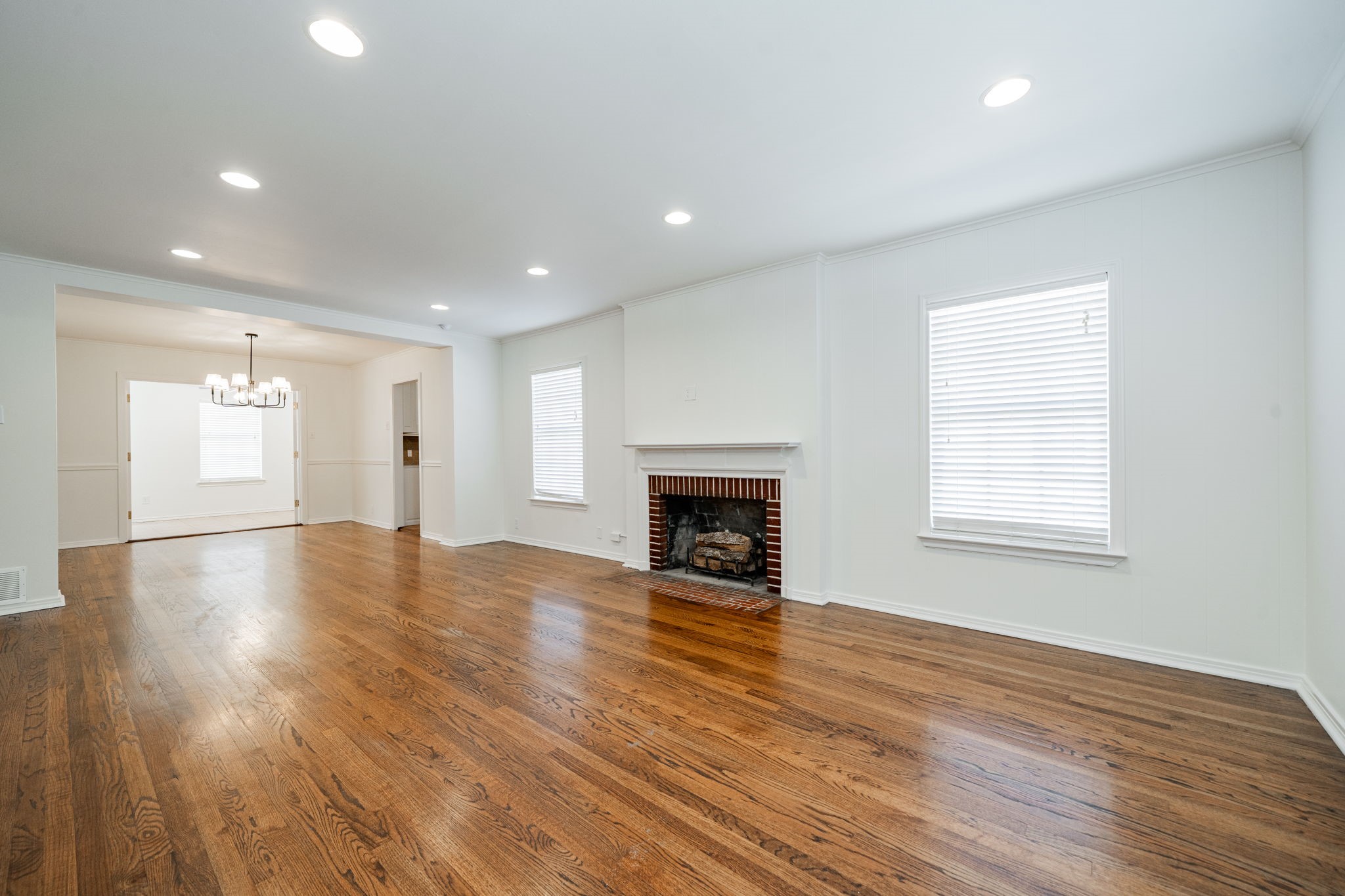 6627 Starling Circle