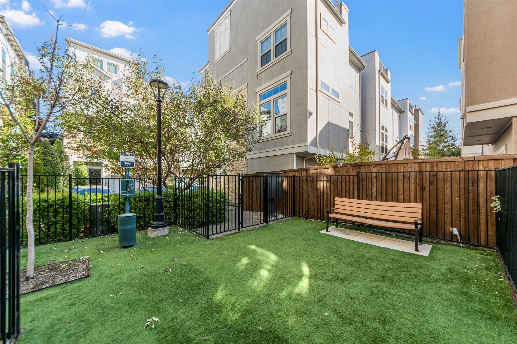 762 Lacey Oaks Place