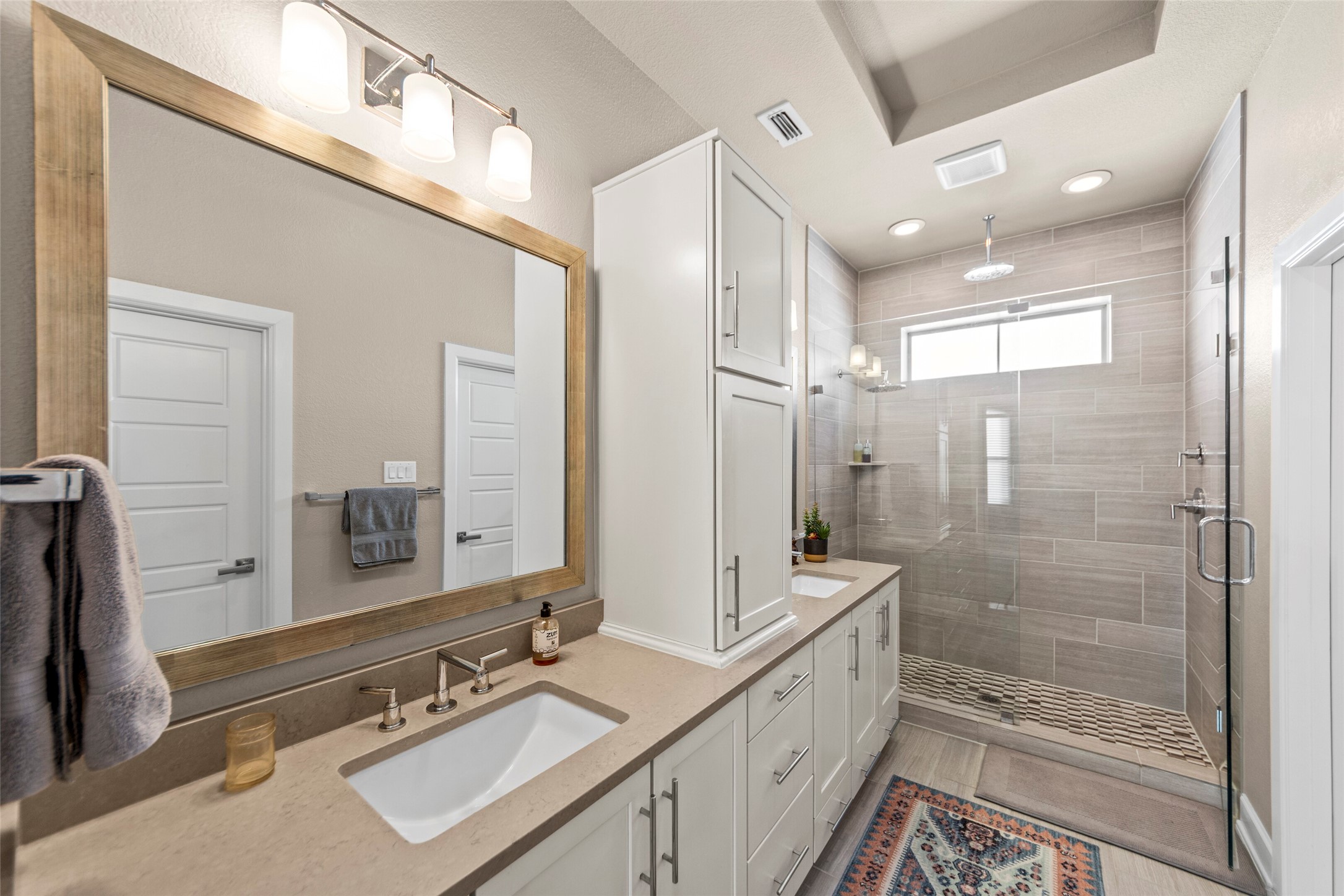 762 Lacey Oaks Place