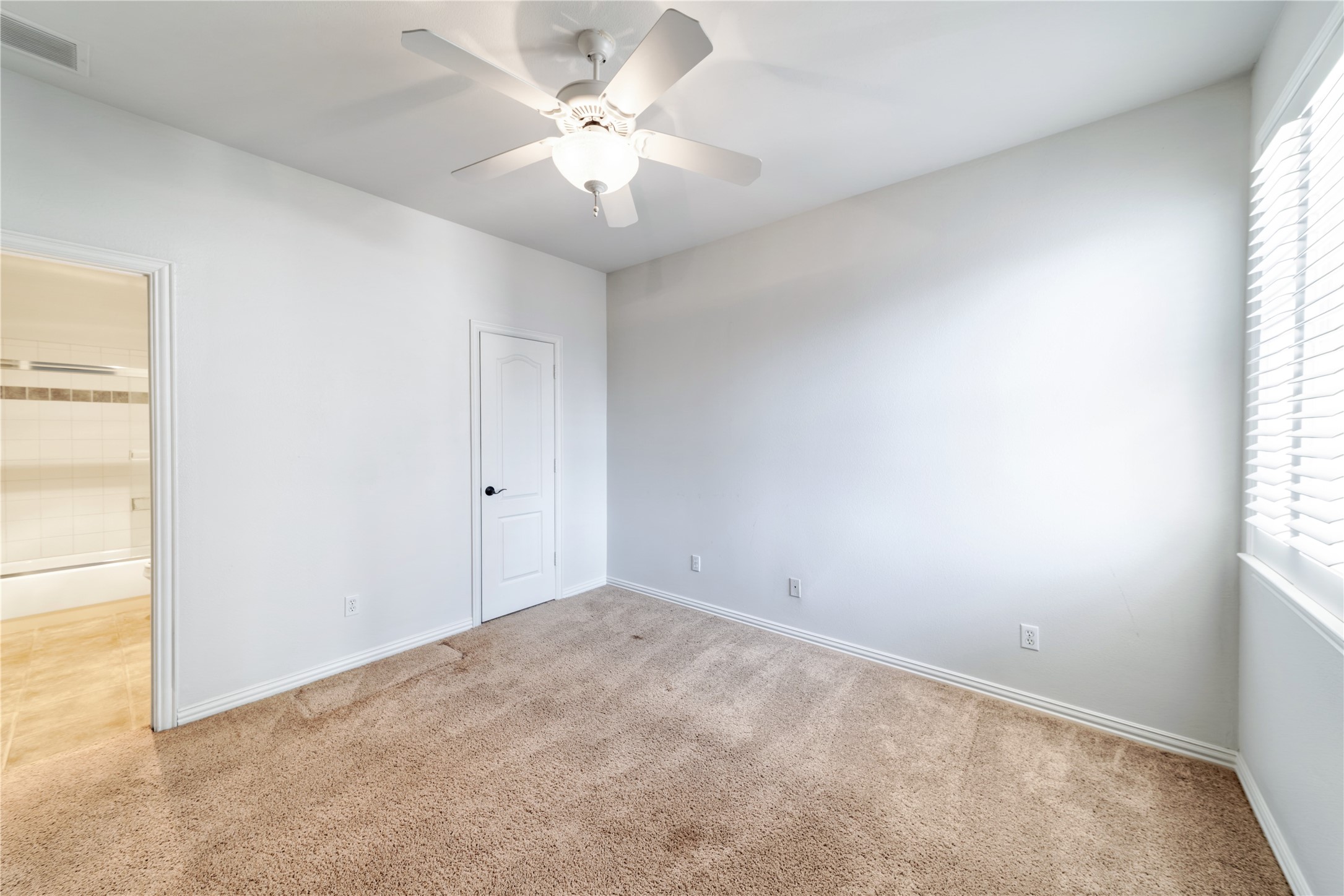 12034 Lueders Lane